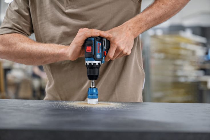 Bosch bor-/skrutrekker GSR 12V-32, 2 x 12 V/2,0 Ah, i veske