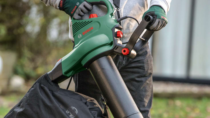 Bosch Univeral Garden Tidy 2300 lövsug