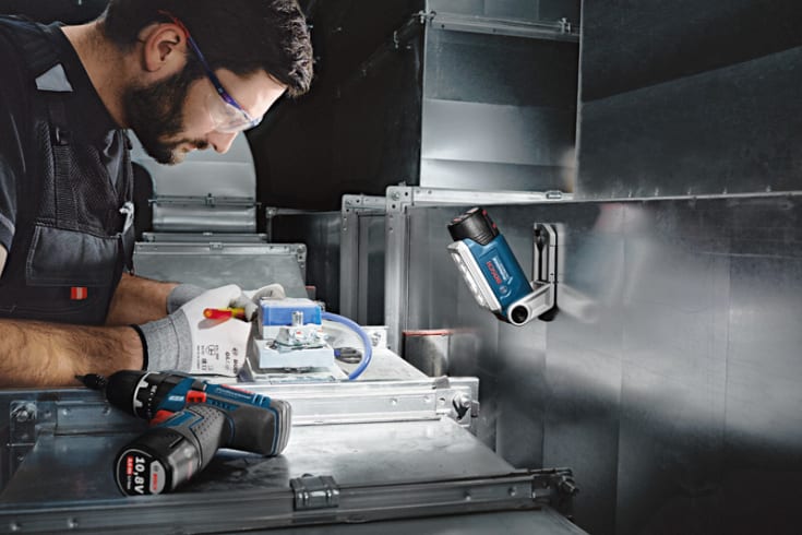 Bosch Professional GLI 12V-330 arbetslampa utan batteri, 12V