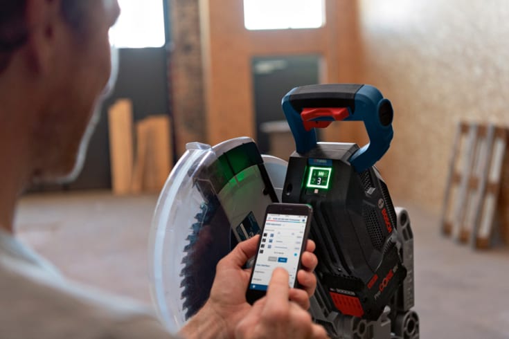 Bosch kap-/geringssav GCM 18V-305 GDC, solo