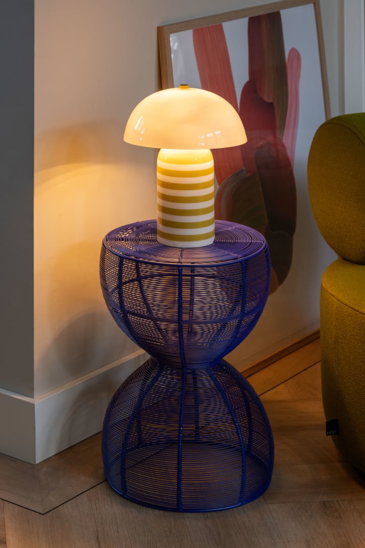 Leitmotiv Rayado Retro bordlampe, stripet gul