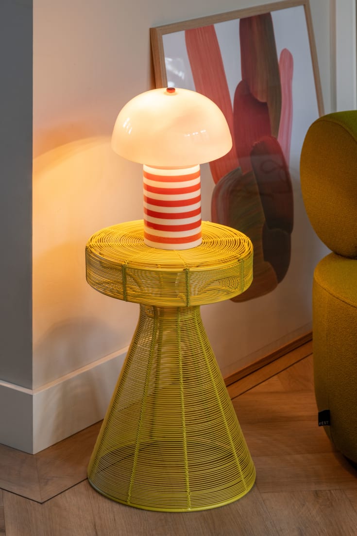Leitmotiv Rayado Retro bordlampe, stripet oransje