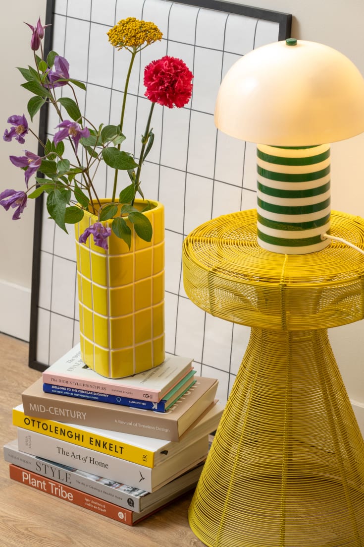 Leitmotiv Rayado Retro bordlampe, stripet grønn