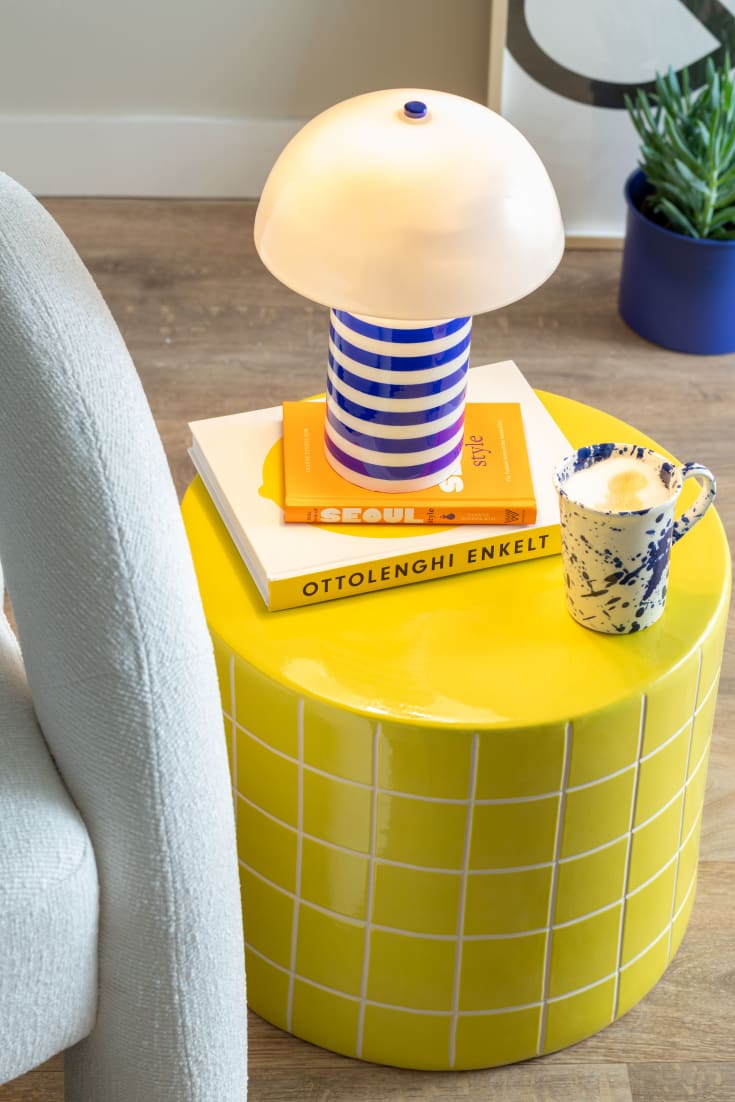 Leitmotiv Rayado Retro bordlampe, stripet blå
