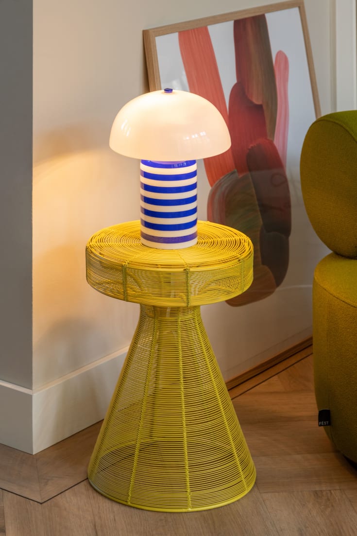 Leitmotiv Rayado Retro bordlampe, stripet blå