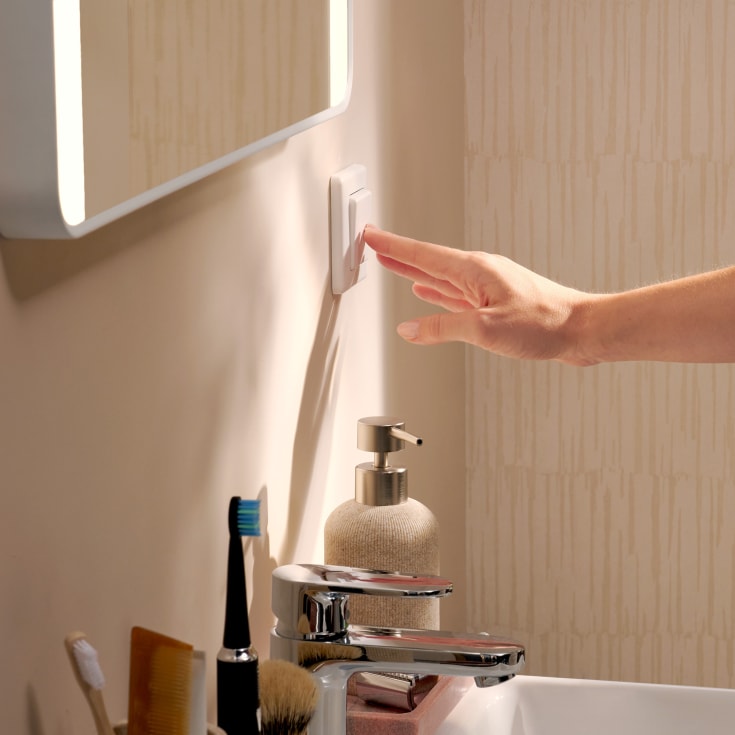 Hansgrohe Xarita Lite Q spegel med belysning, 120x70 cm, vit