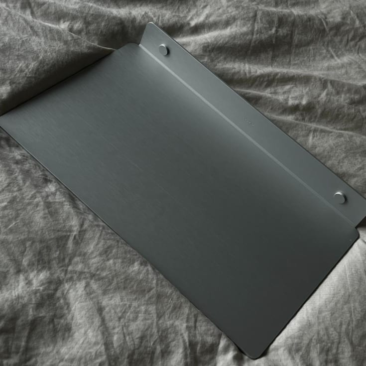 Aloop Y hylde, 39,5x25 cm, mat aluminium