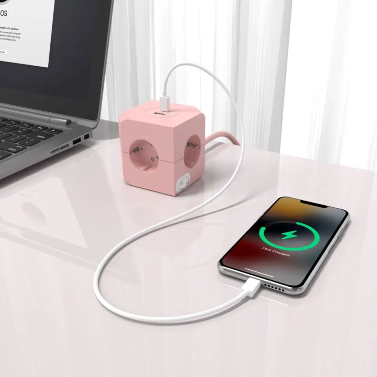 4 stk E-line Cube stikdåse, 4 udtag, USB A+C,lyserød