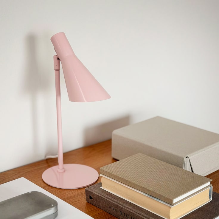 Dyberg Larsen DL12 vegglampe, rosa