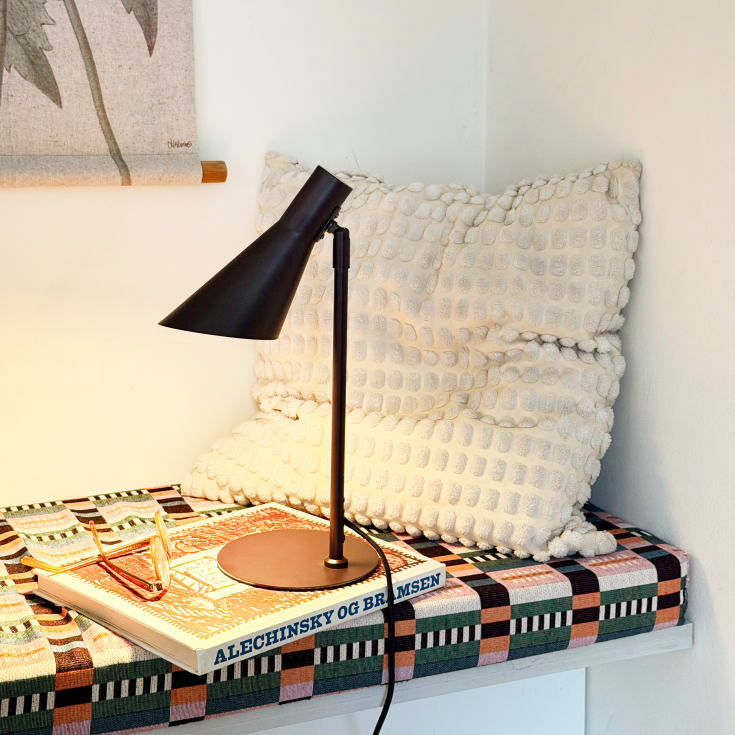 Dyberg Larsen DL12 mini bordlampe, brun