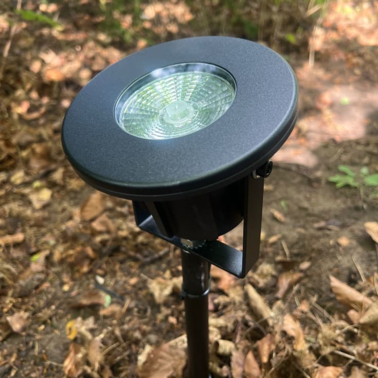 Diamantfläck svart medium 220-240v 3000k 30° 17w