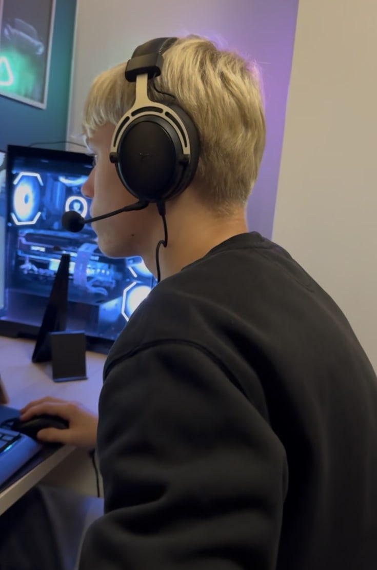 White Shark Gorilla gaming headset, grå
