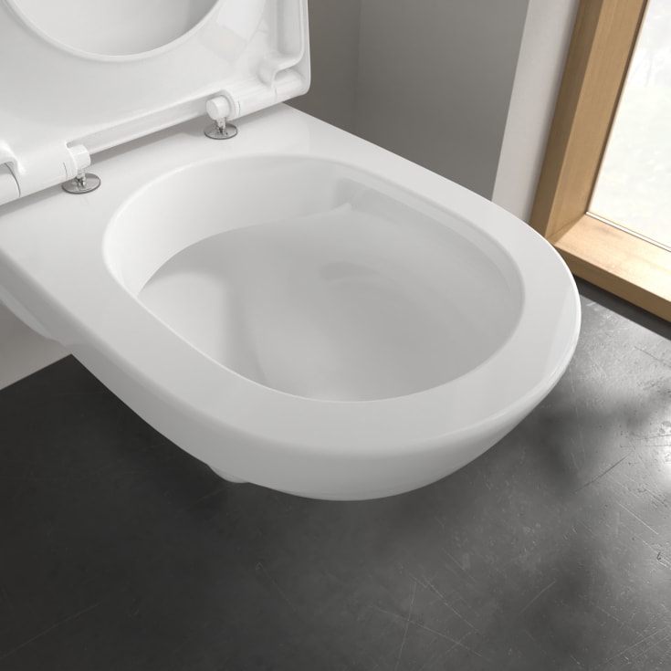 Villeroy & Boch ViCare vegghengt toalett, uten skyllekant, 36x70 cm, hvit