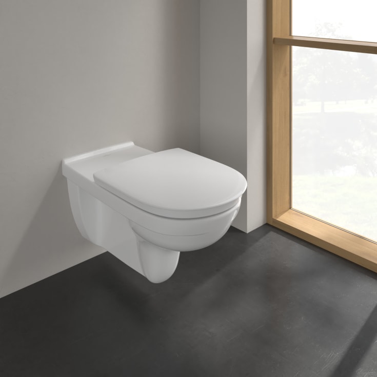 Villeroy & Boch ViCare vegghengt toalett, uten skyllekant, 36x70 cm, hvit