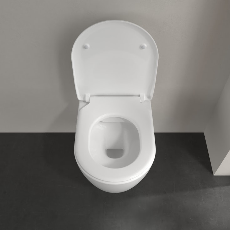 Villeroy & Boch Avento toalettpakke, med sete, CeramicPlus, hvit