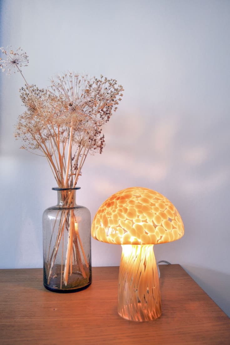 Aneta Lighting Mushi bordlampe, beige, H29 cm