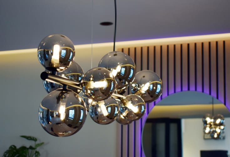 Aneta Lighting Molekyl pendellampa, svart/rökfärgad