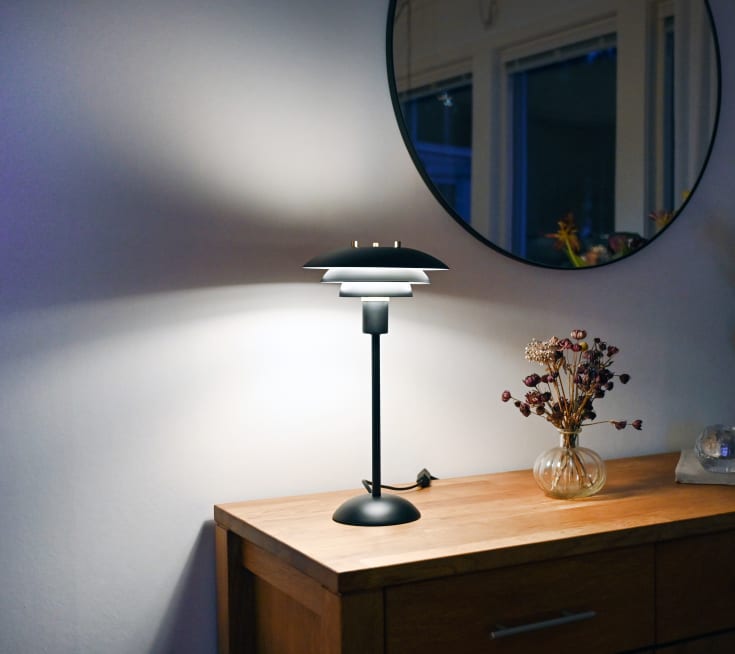Aneta Lighting Epsilon bordlampe, sort