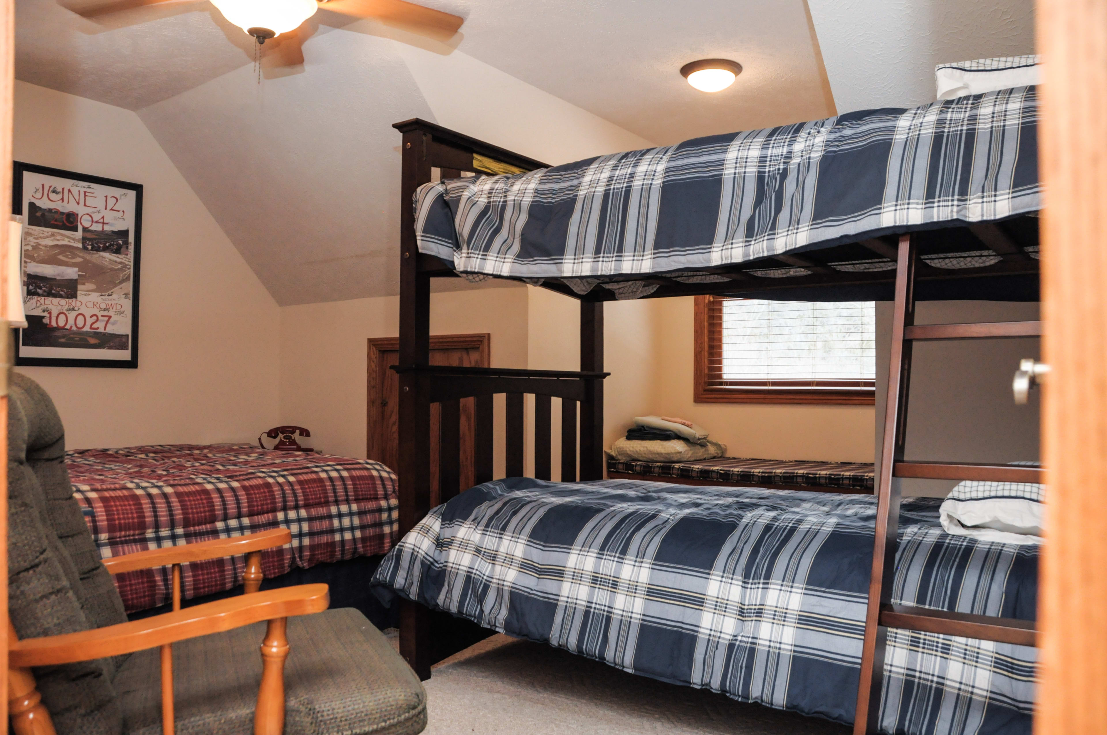 Bedroom 2 | Full Bed | Twin Bunk Bed | 2nd Floor