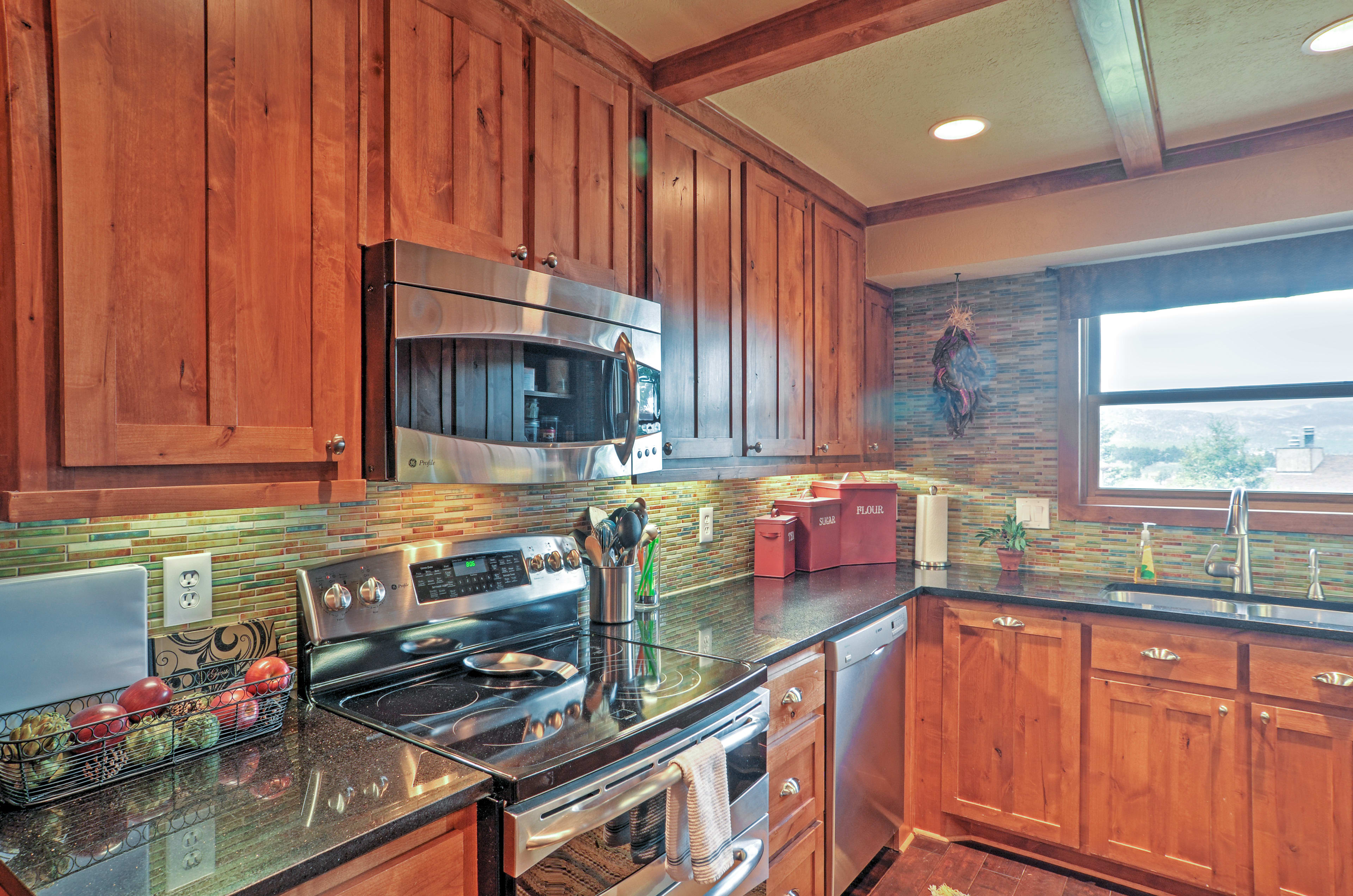 Kitchen | Fully Equipped