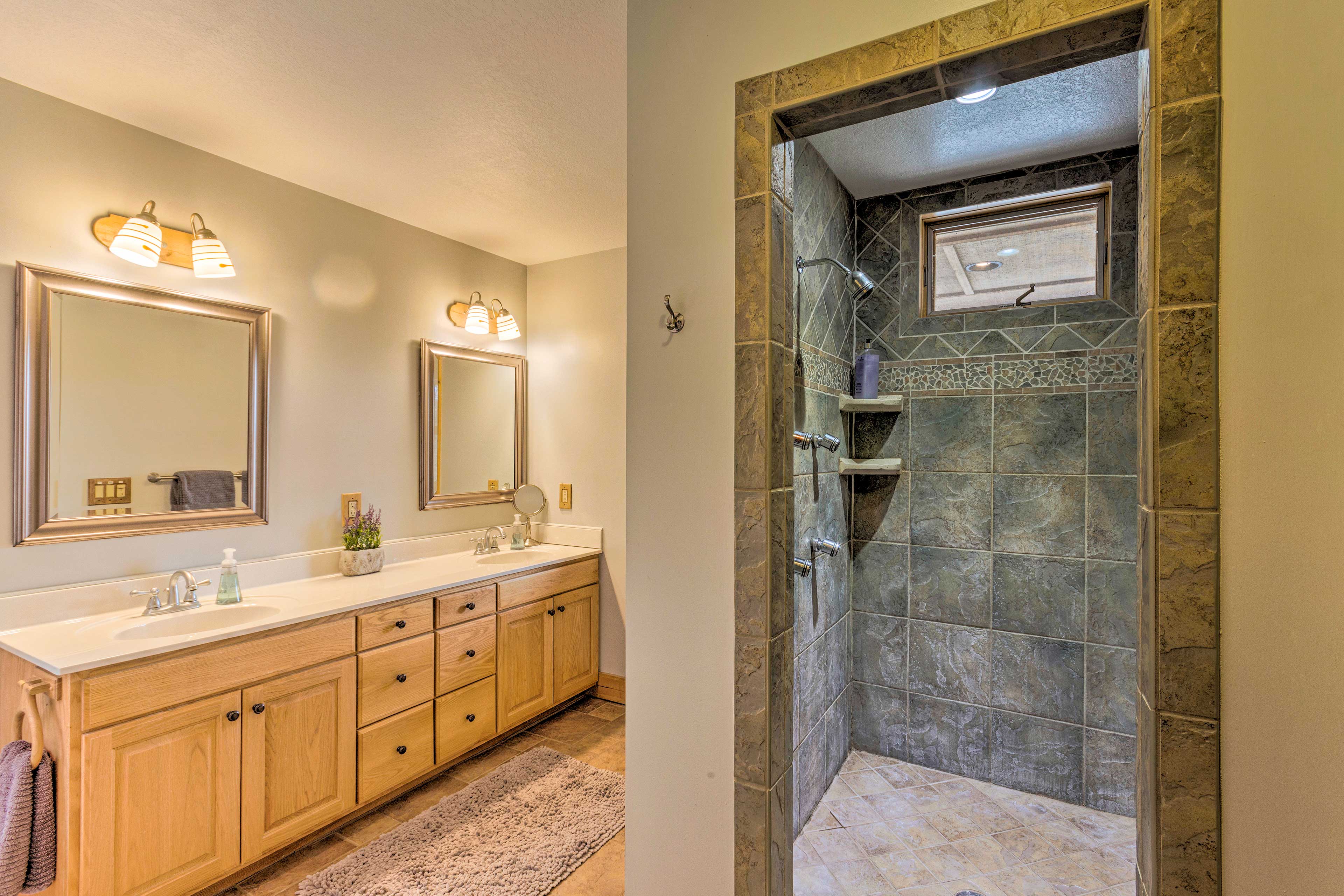 En-Suite Bathroom | Walk-In Shower