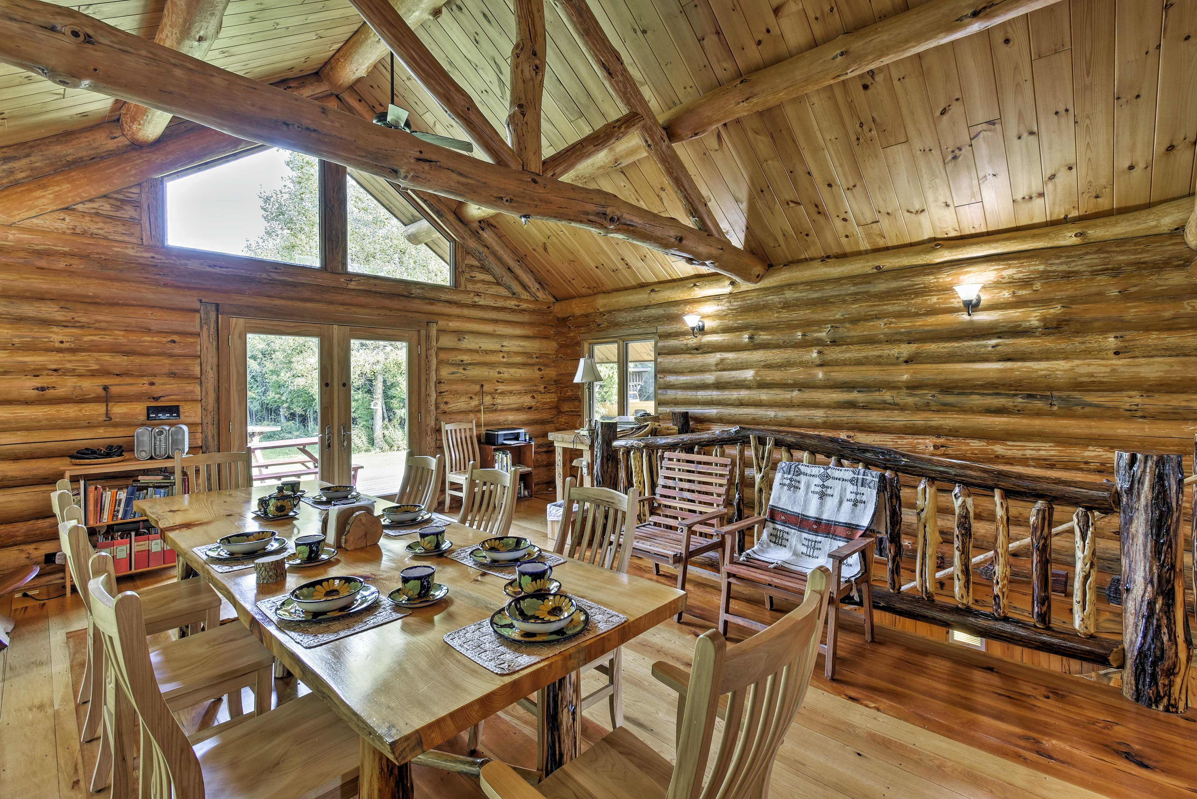 Living Room | Dining Area