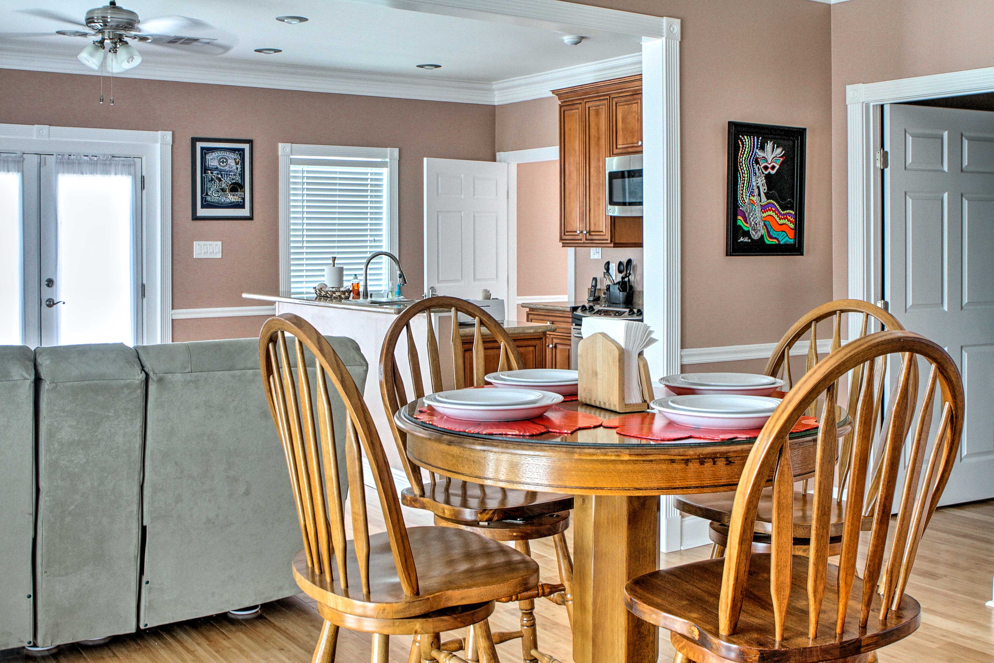 Living Room 2 | Dining Area