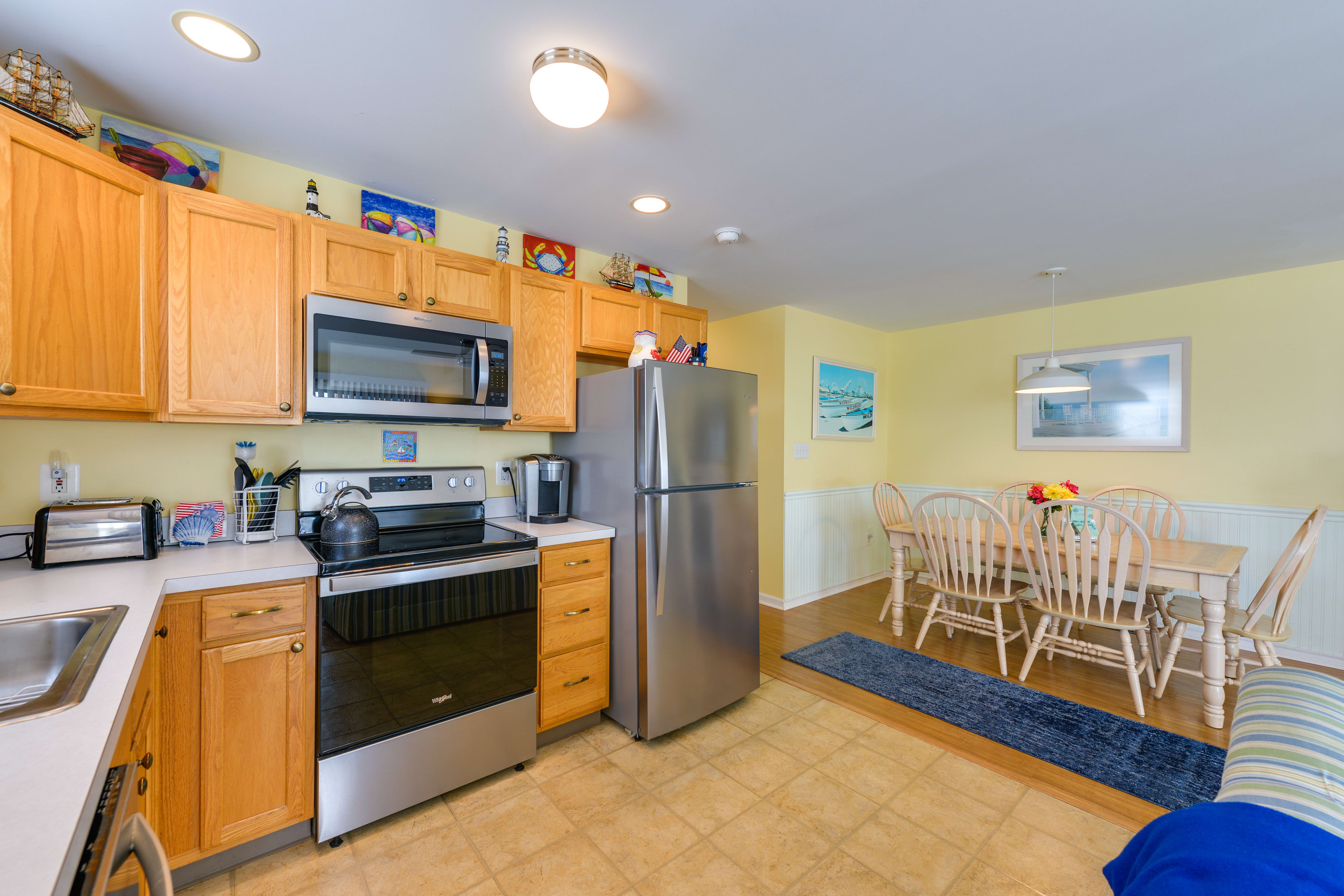 Kitchen | Fully Equipped | Cookware & Dishware Provided