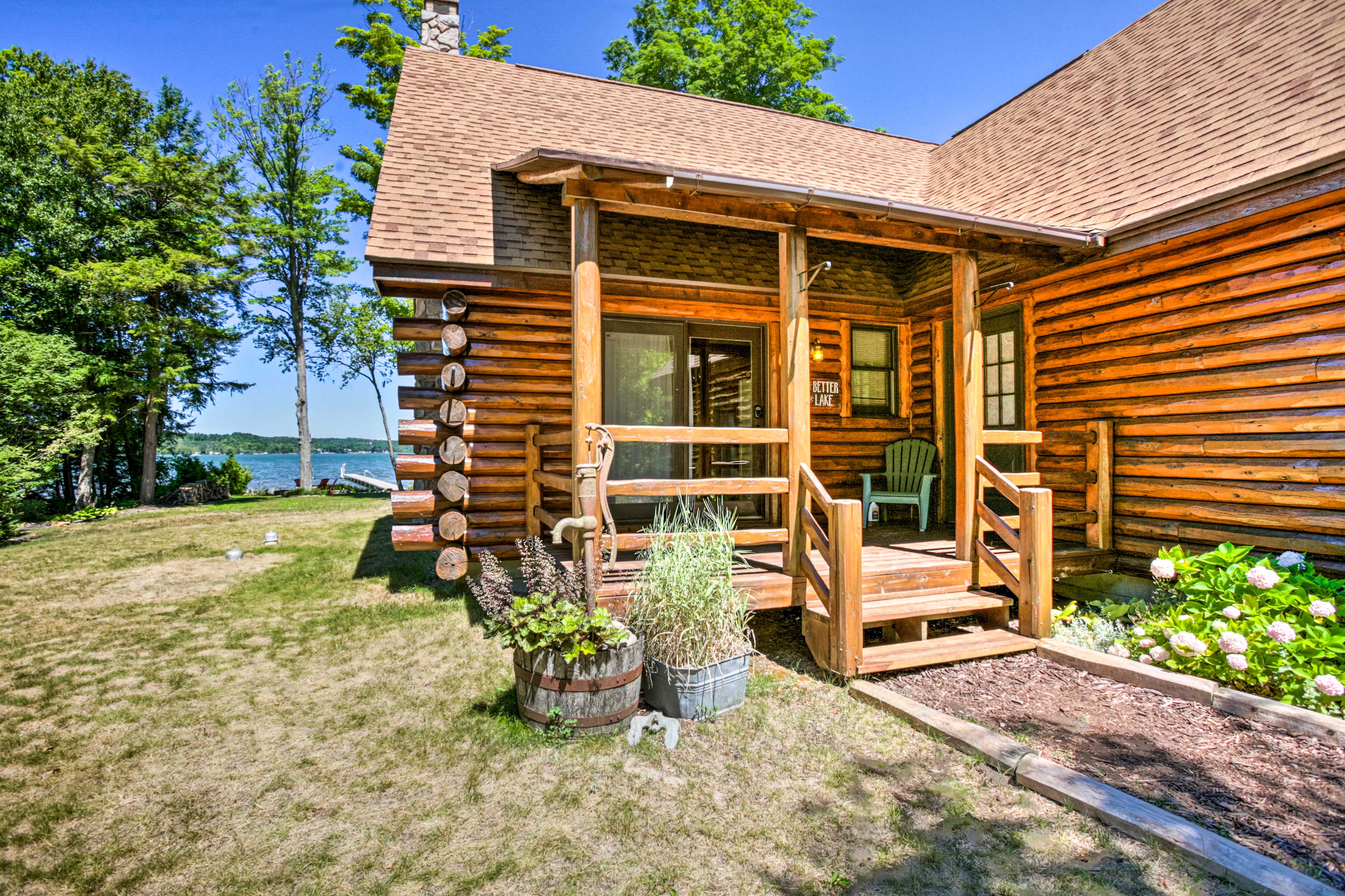 Lake Leelanau Vacation Rental | 2 Story Cabin | 2BR | 2BA | 1,250 Sq Ft