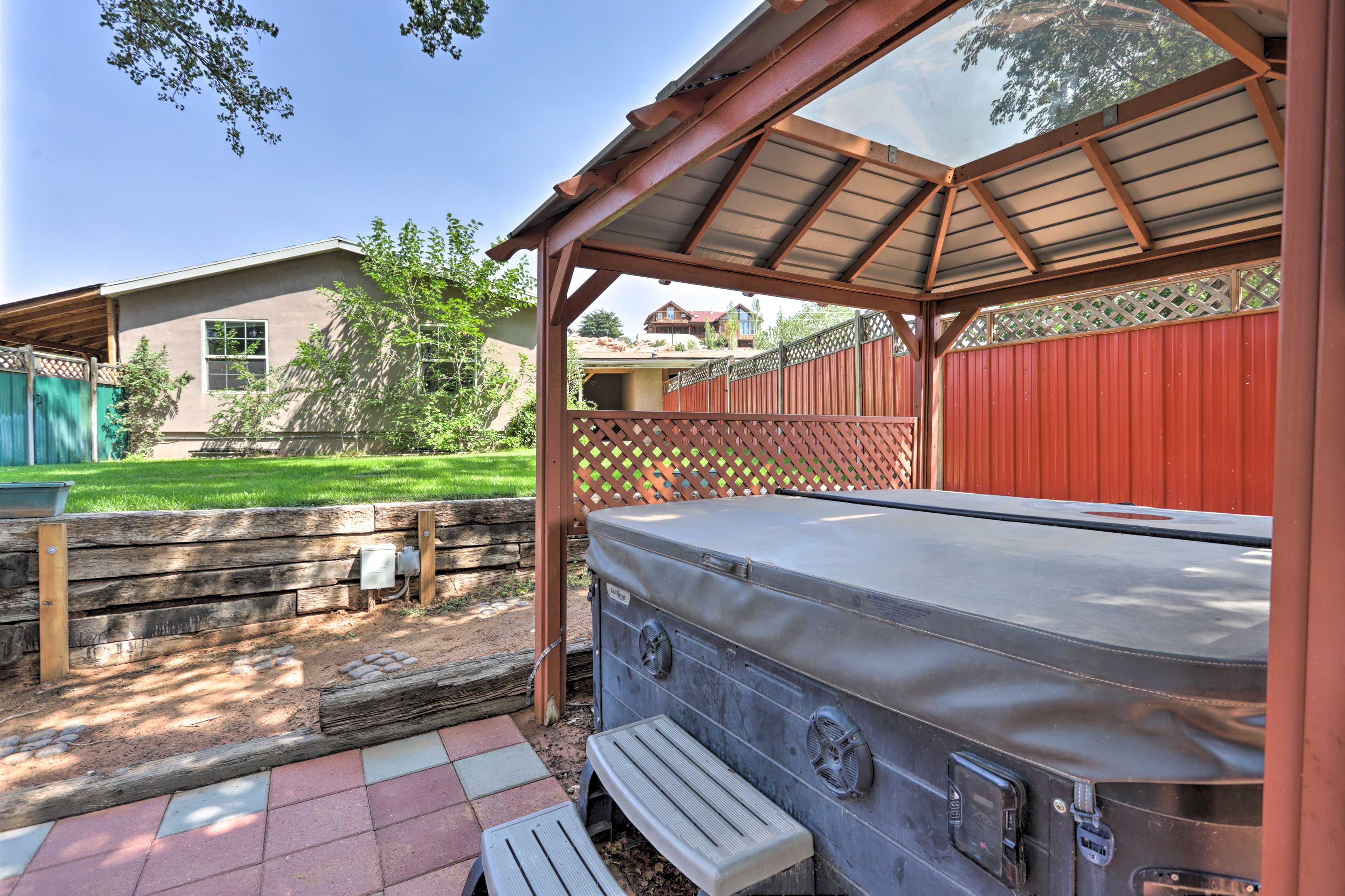 Backyard | Hot Tub