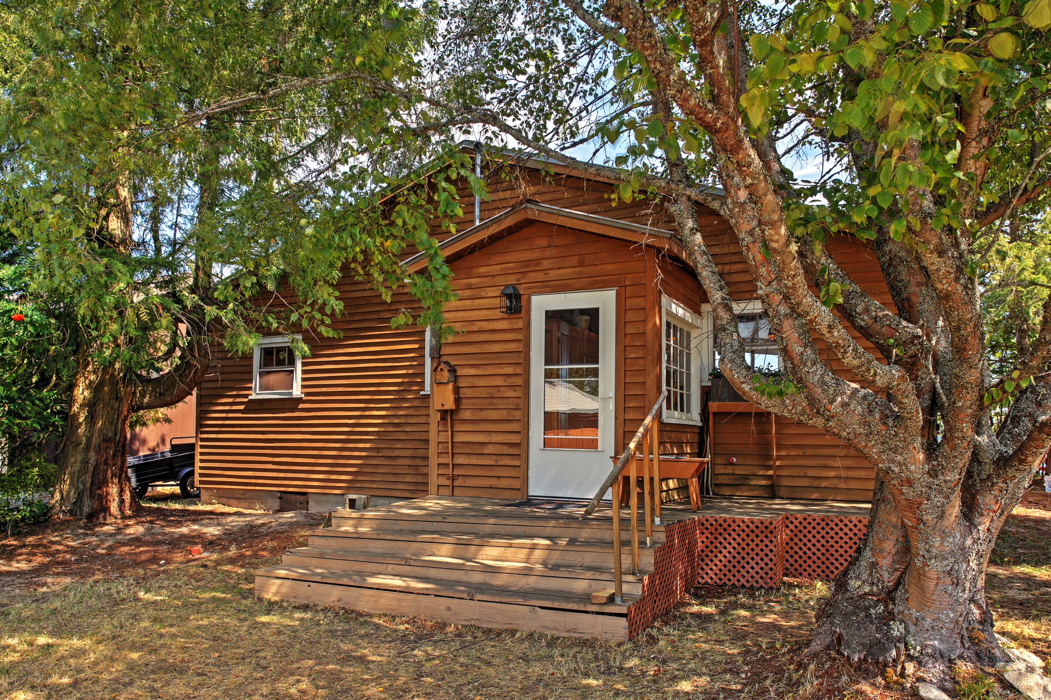 Front Entrance | Entry Via Lockbox