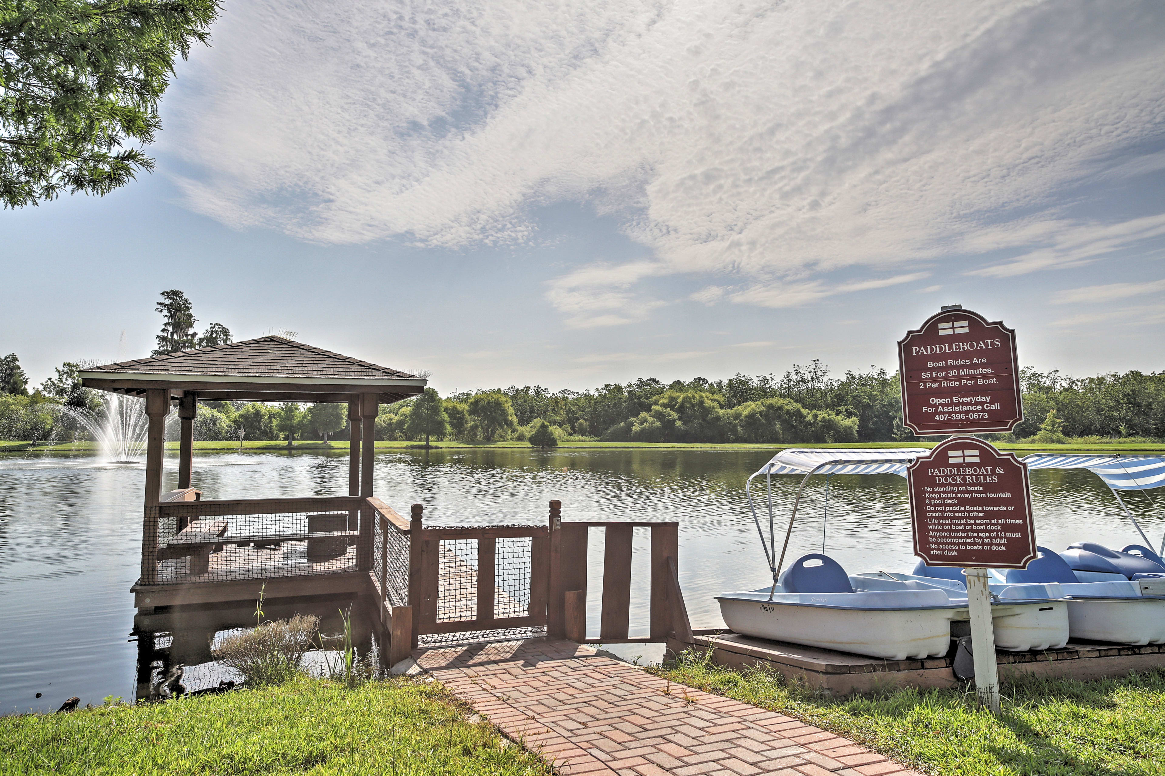 Community Amenities | Paddleboat Rentals (Addt'l Fees Apply)