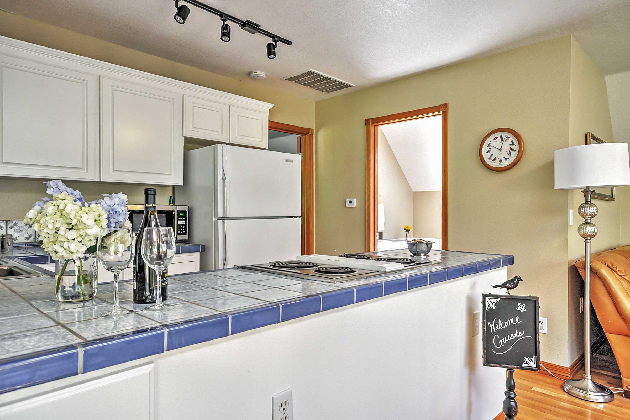 This is apartment provides the perfect home-away-from-home experience.