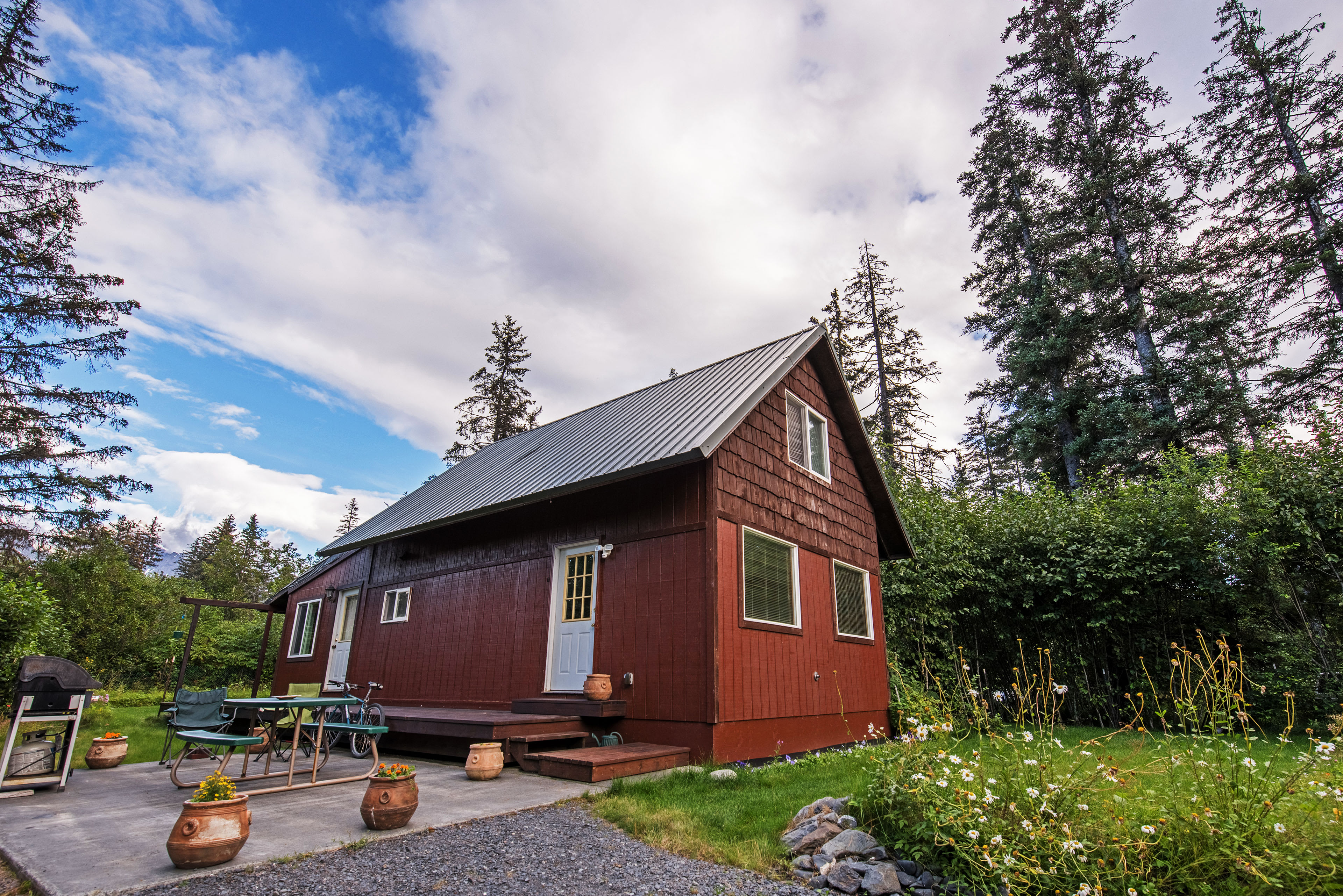 Seward, Alaska Vacation Rental | 2BR | 1BA | 1,000 Sq Ft | Stairs Required