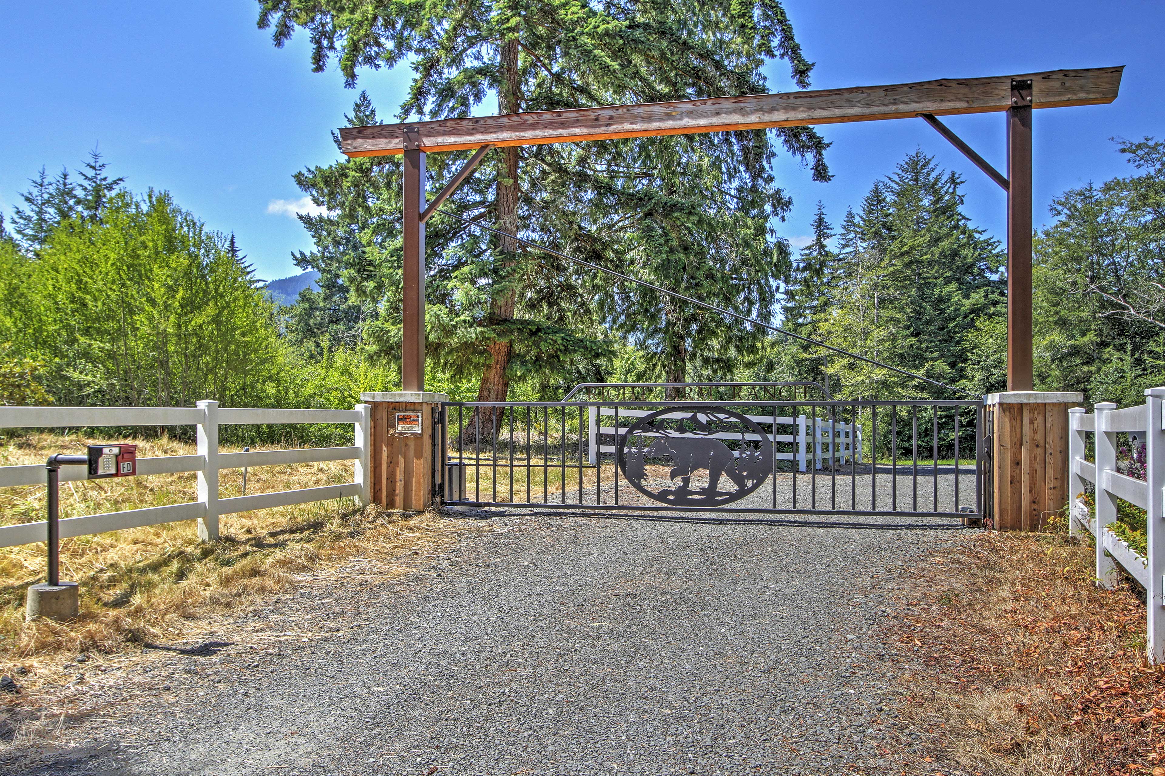 Entryway | Gated Entry