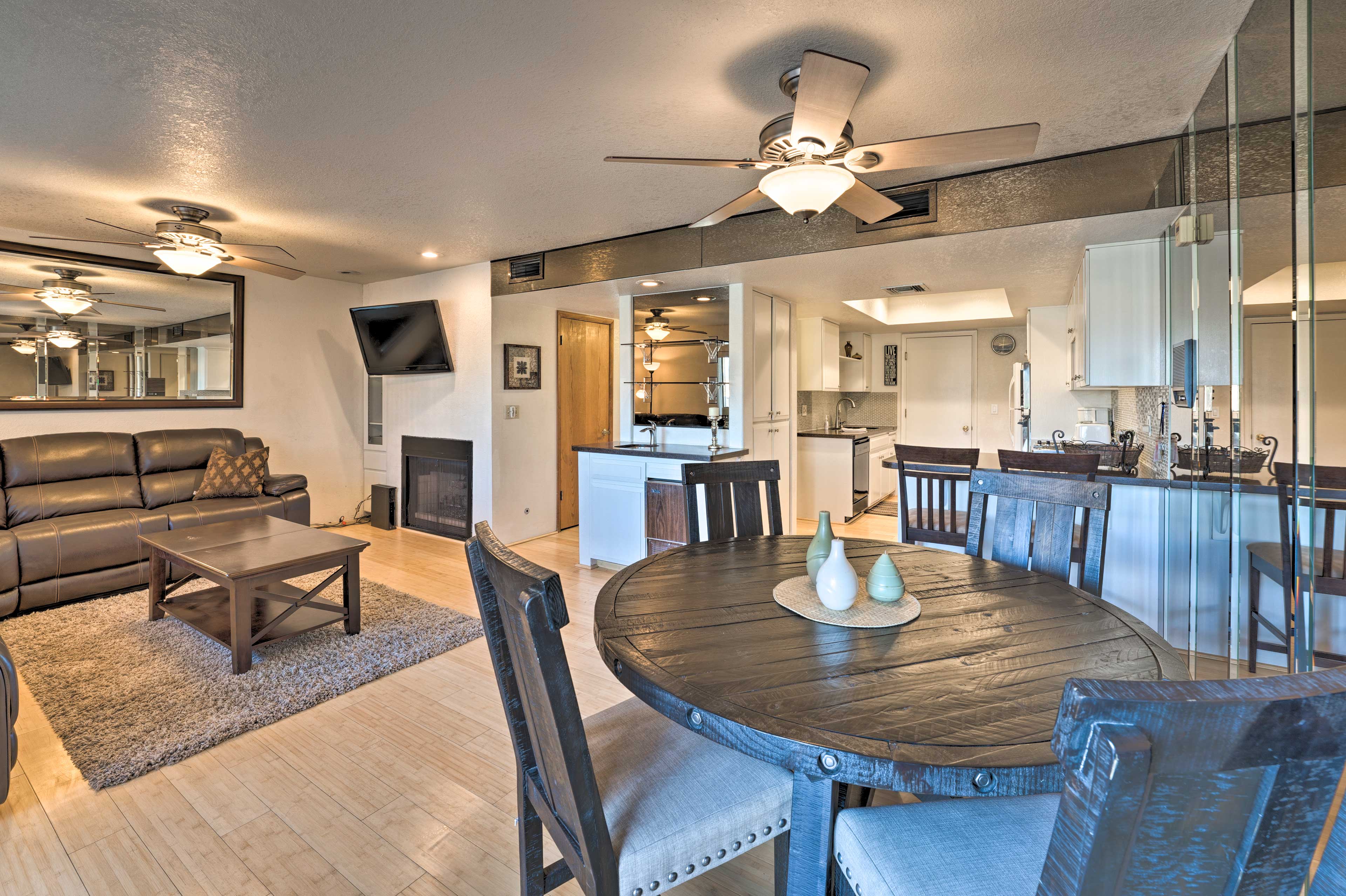 Open-Concept Layout | Dining Room | Wet Bar | Breakfast Bar | Central A/C