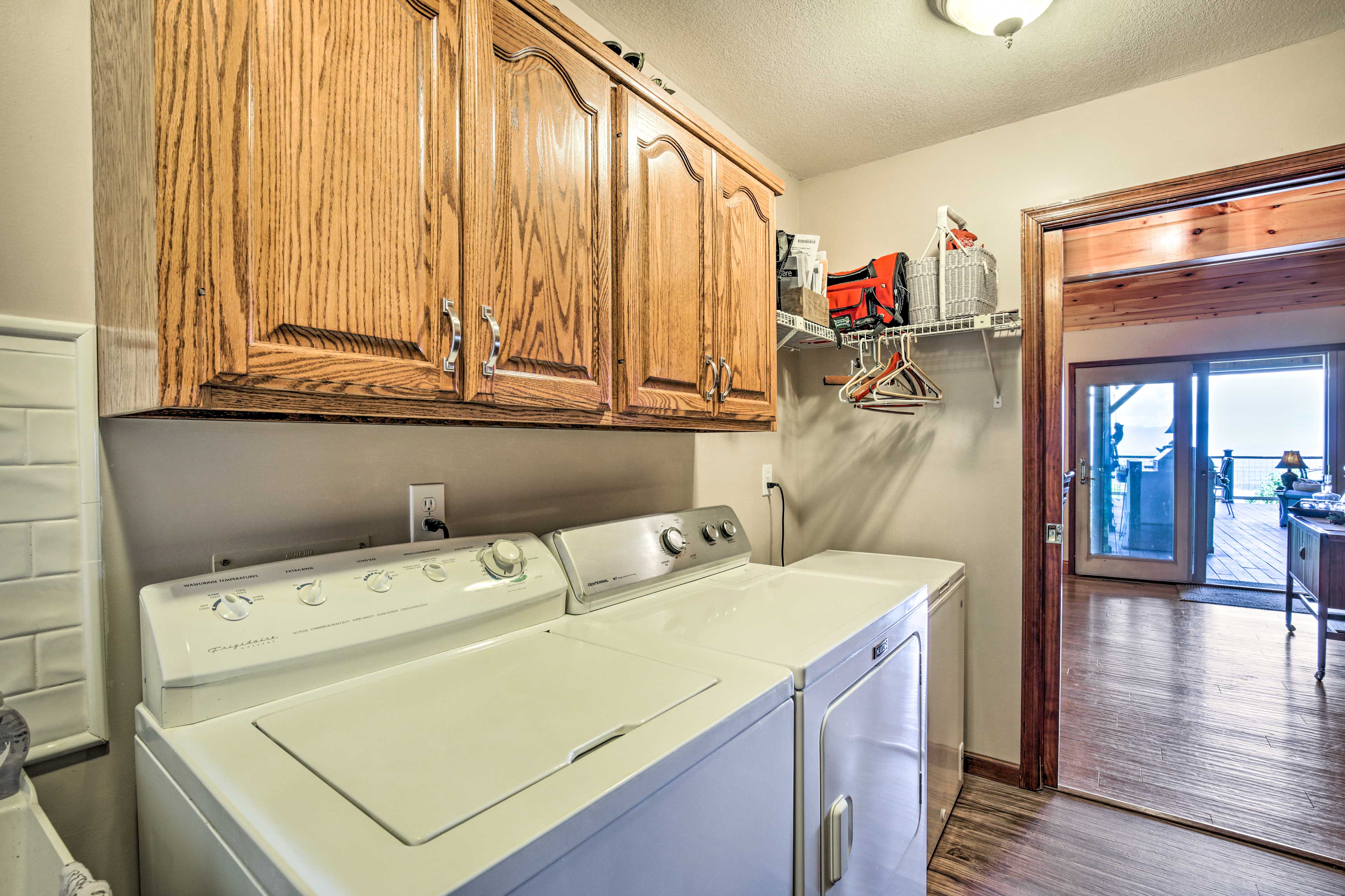 Laundry Area | Washer/Dryer | Iron/Board | Trash Bags/Paper Towels