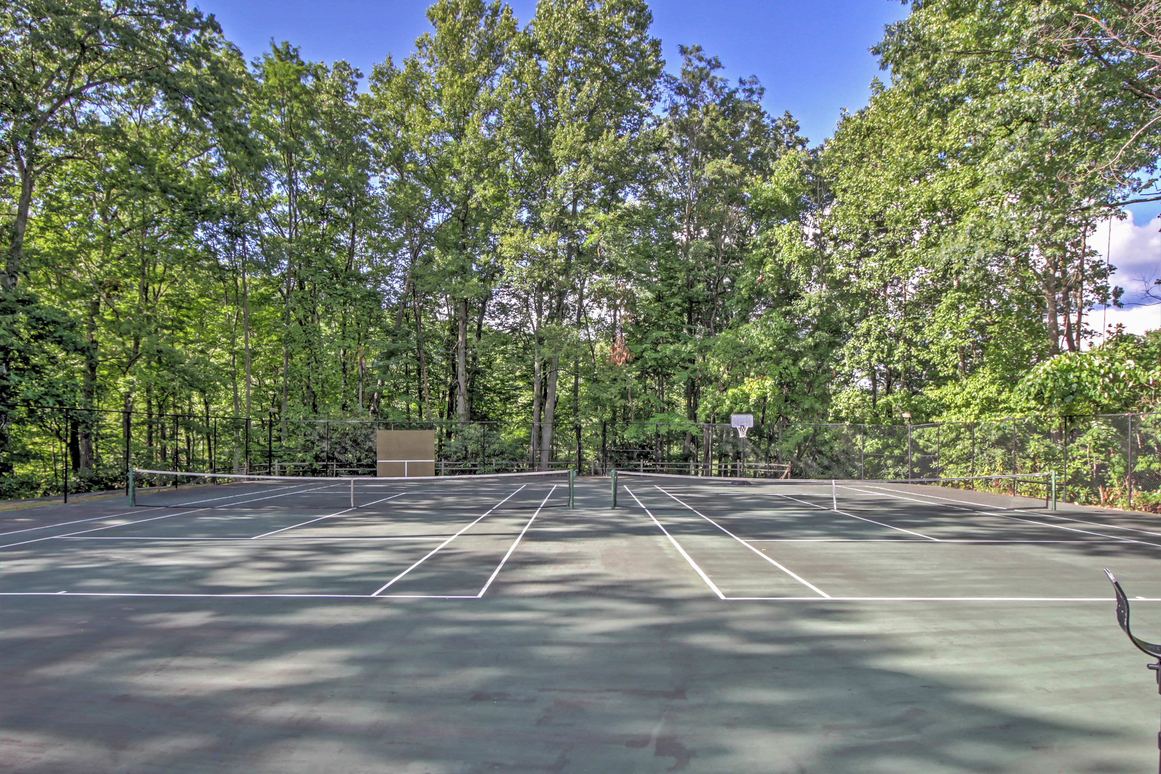 Community Tennis Courts