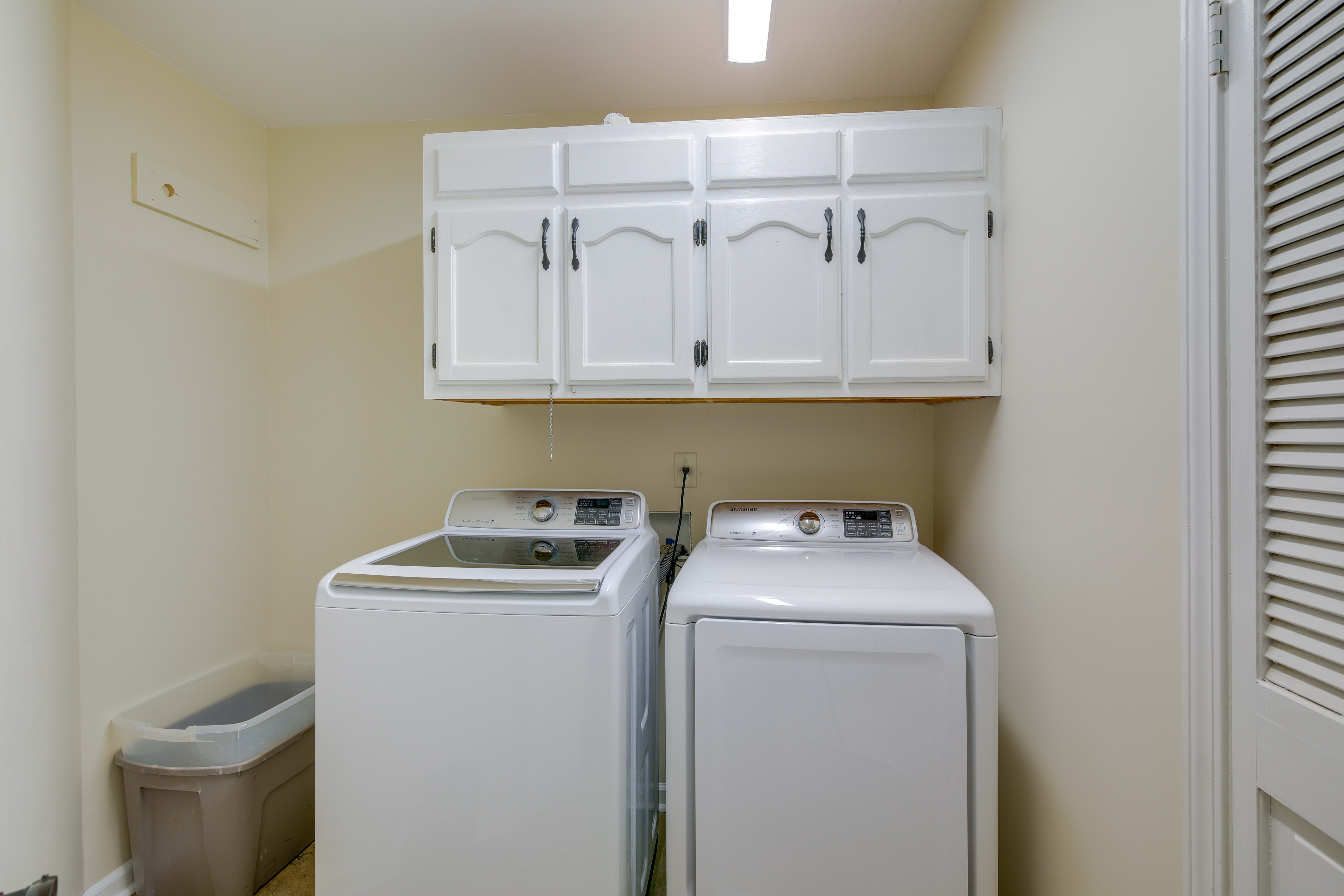 In-Unit Laundry | Washer & Dryer