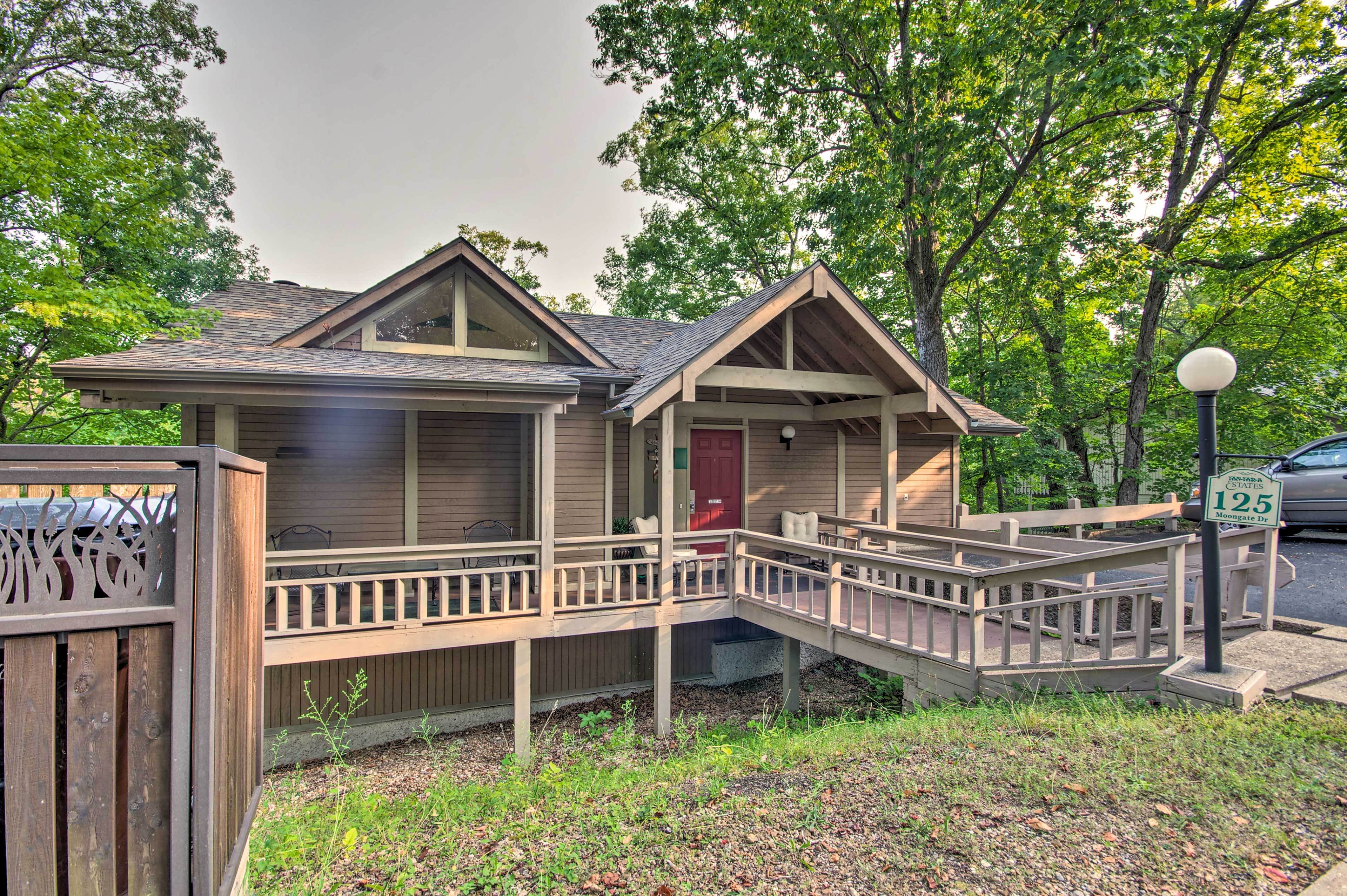 Home Exterior | On-Site Parking