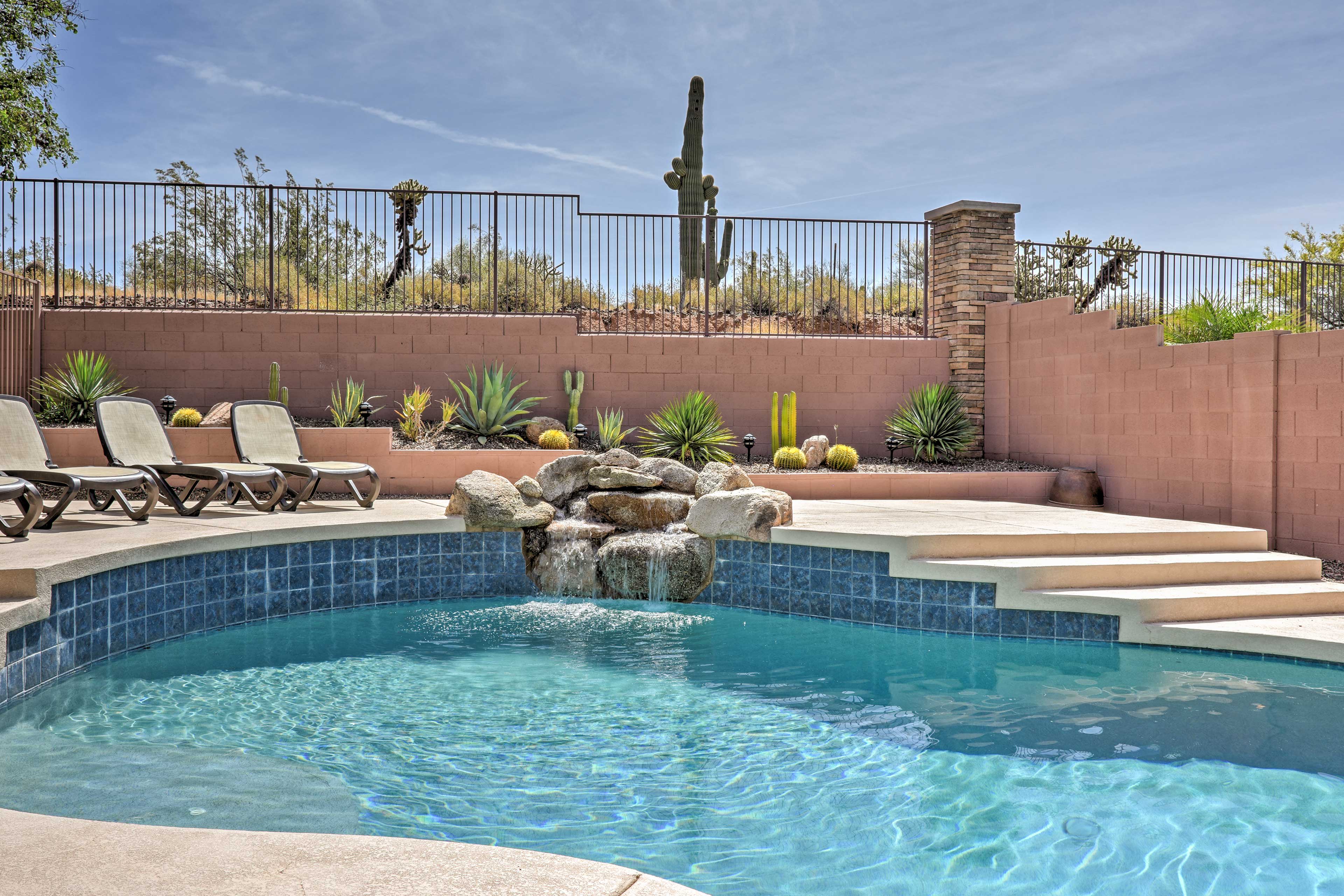 N Phoenix Home w/ Pool, 13 Mi to Lake Pleasant!