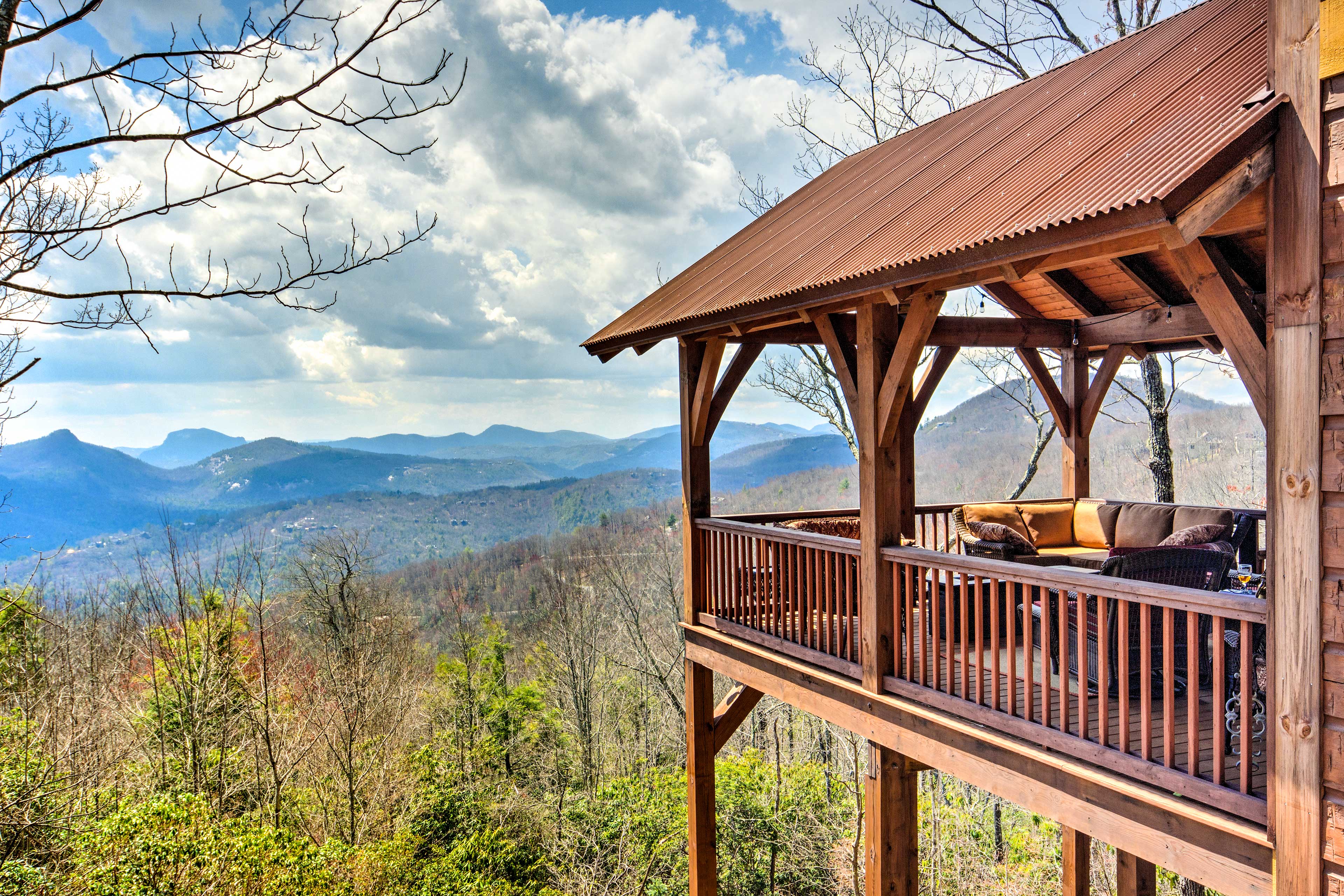 Covered Deck | Lounge Furniture | Mountain View