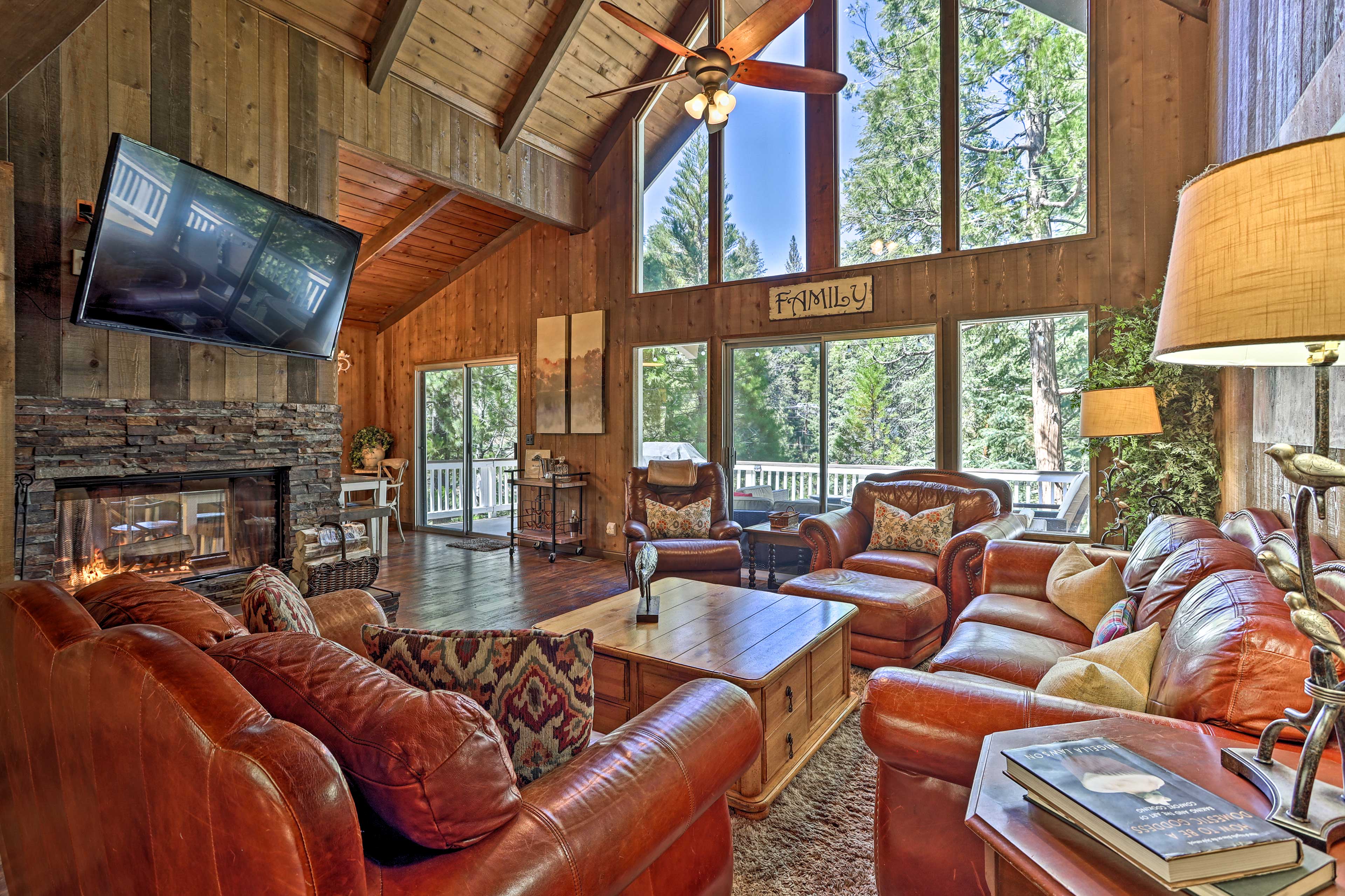 Lake Arrowhead Vacation Rental | 4BR | 2.5BA | 1,680 Sq Ft | Stairs Required