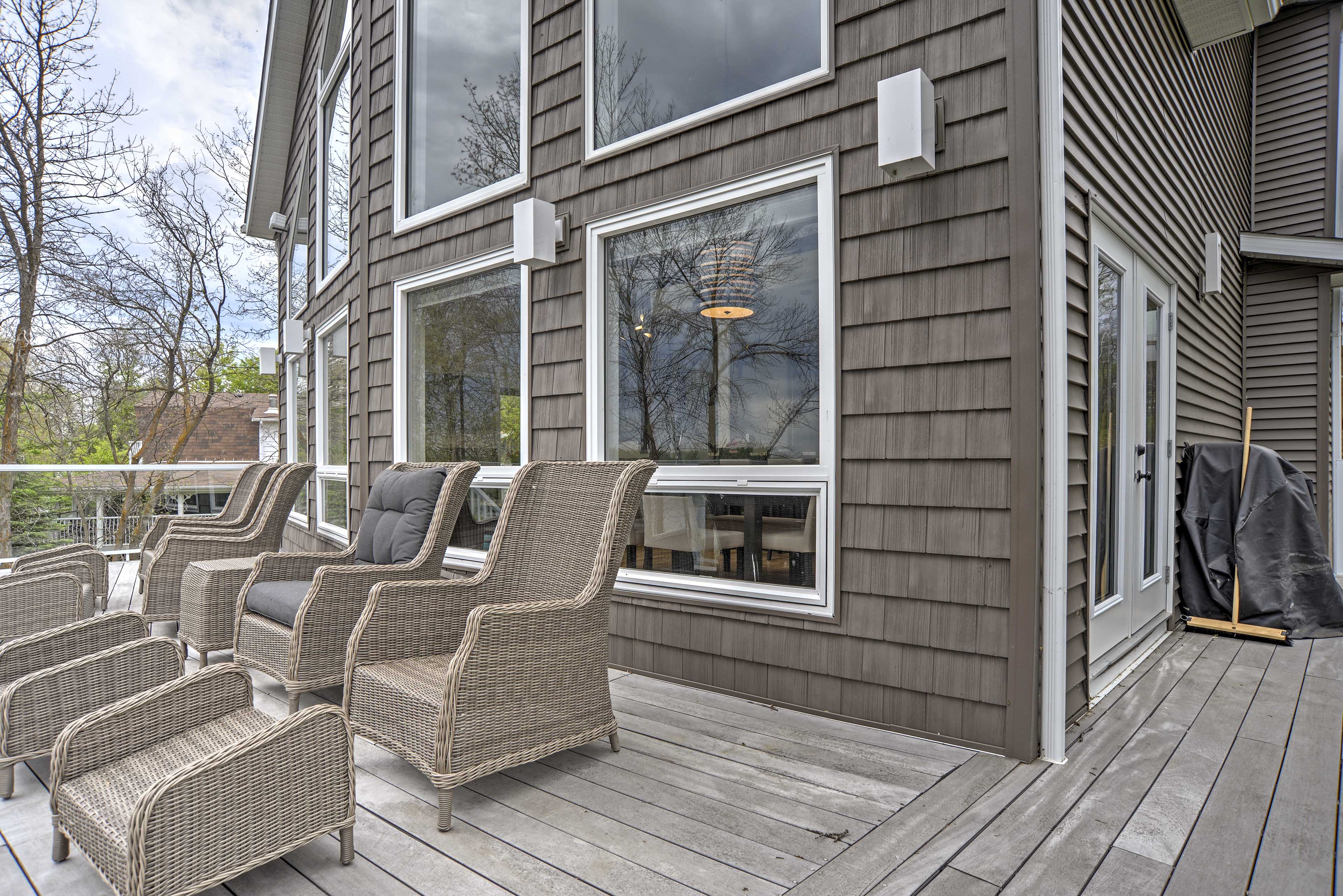 Private Deck | Gas Grill | Hot Tub | Outdoor Seating