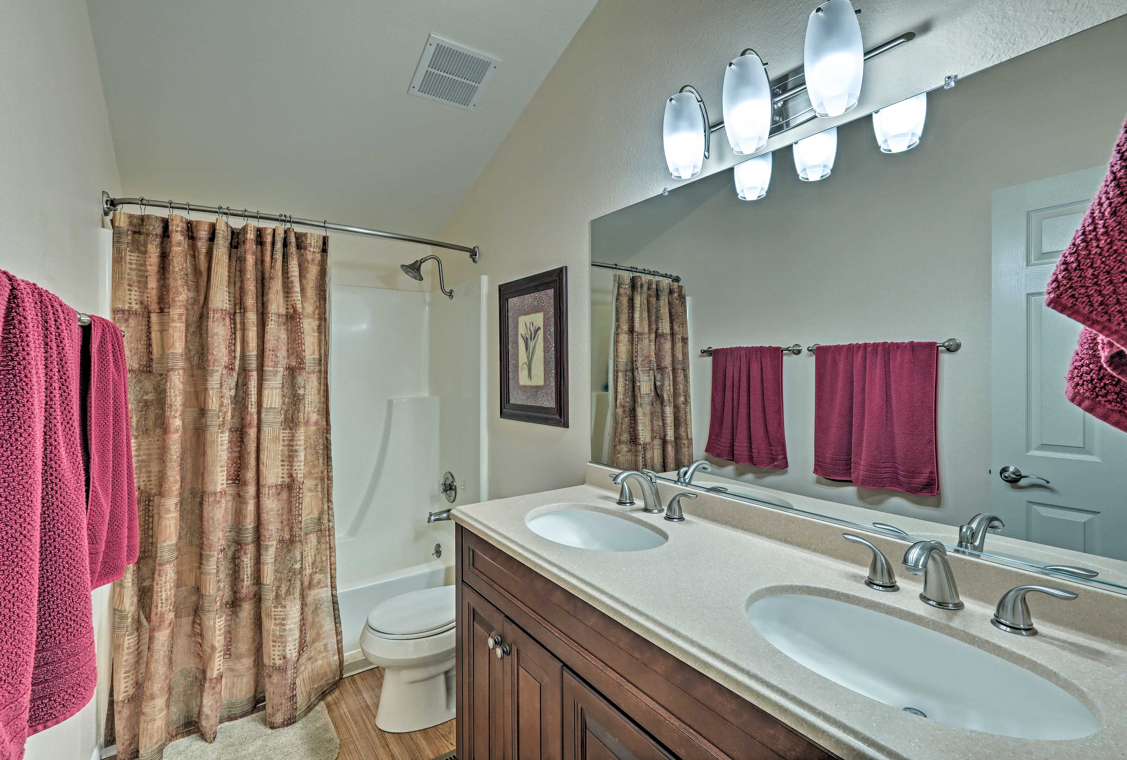 Full Bathroom | Linens/Towels