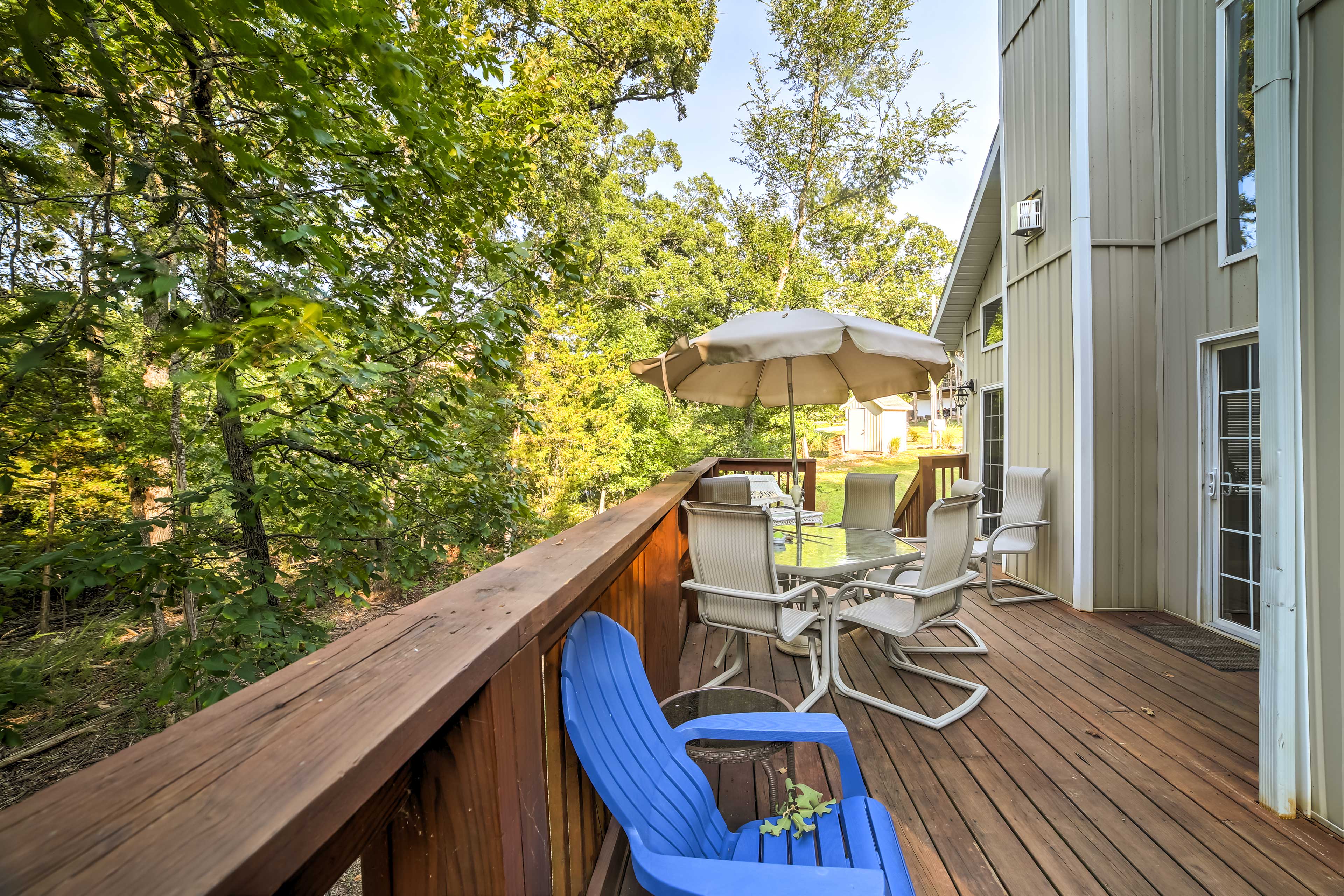 Private Deck