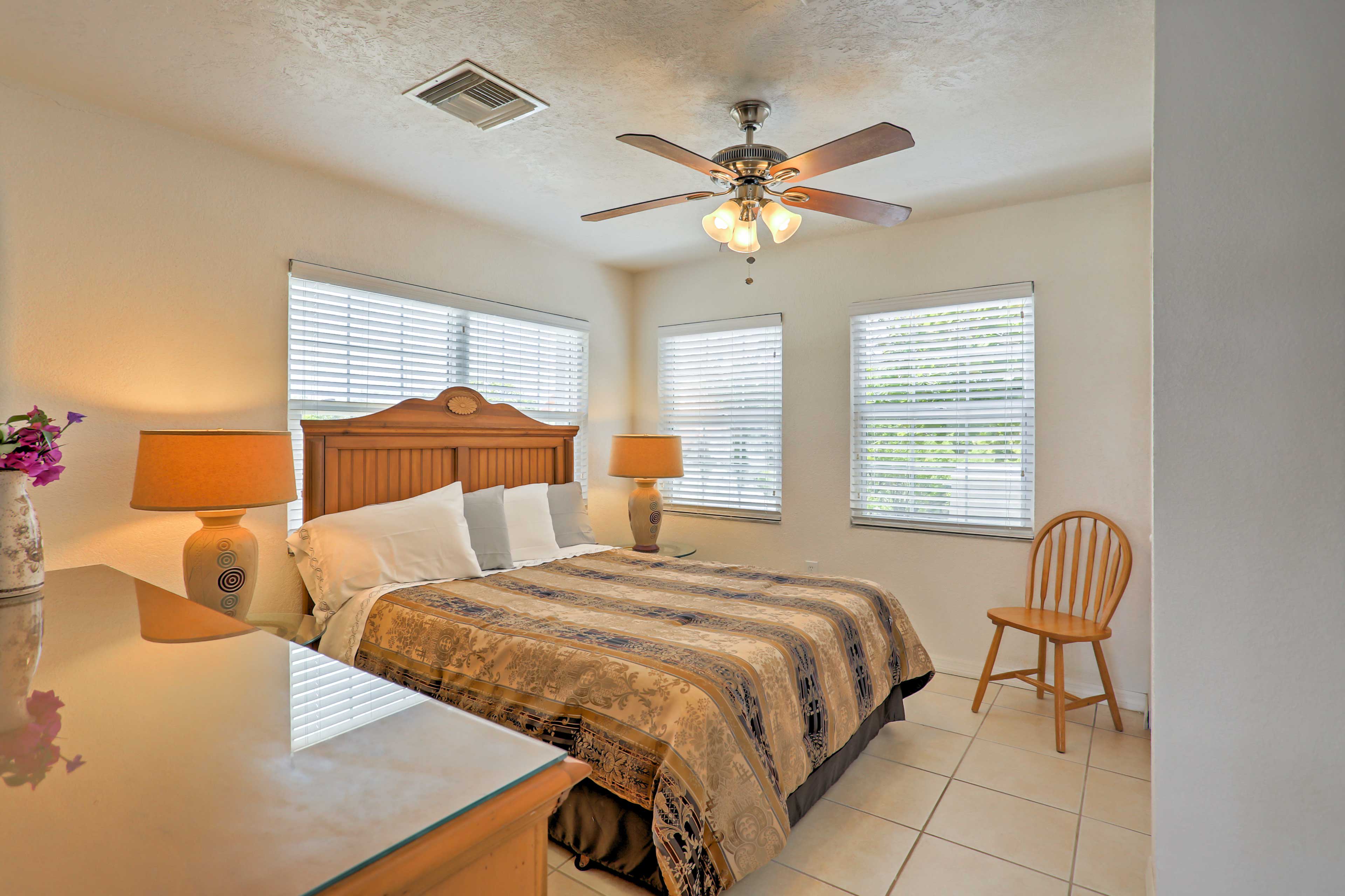 Bedroom 1 | Queen Bed | Linens Provided | Main Level