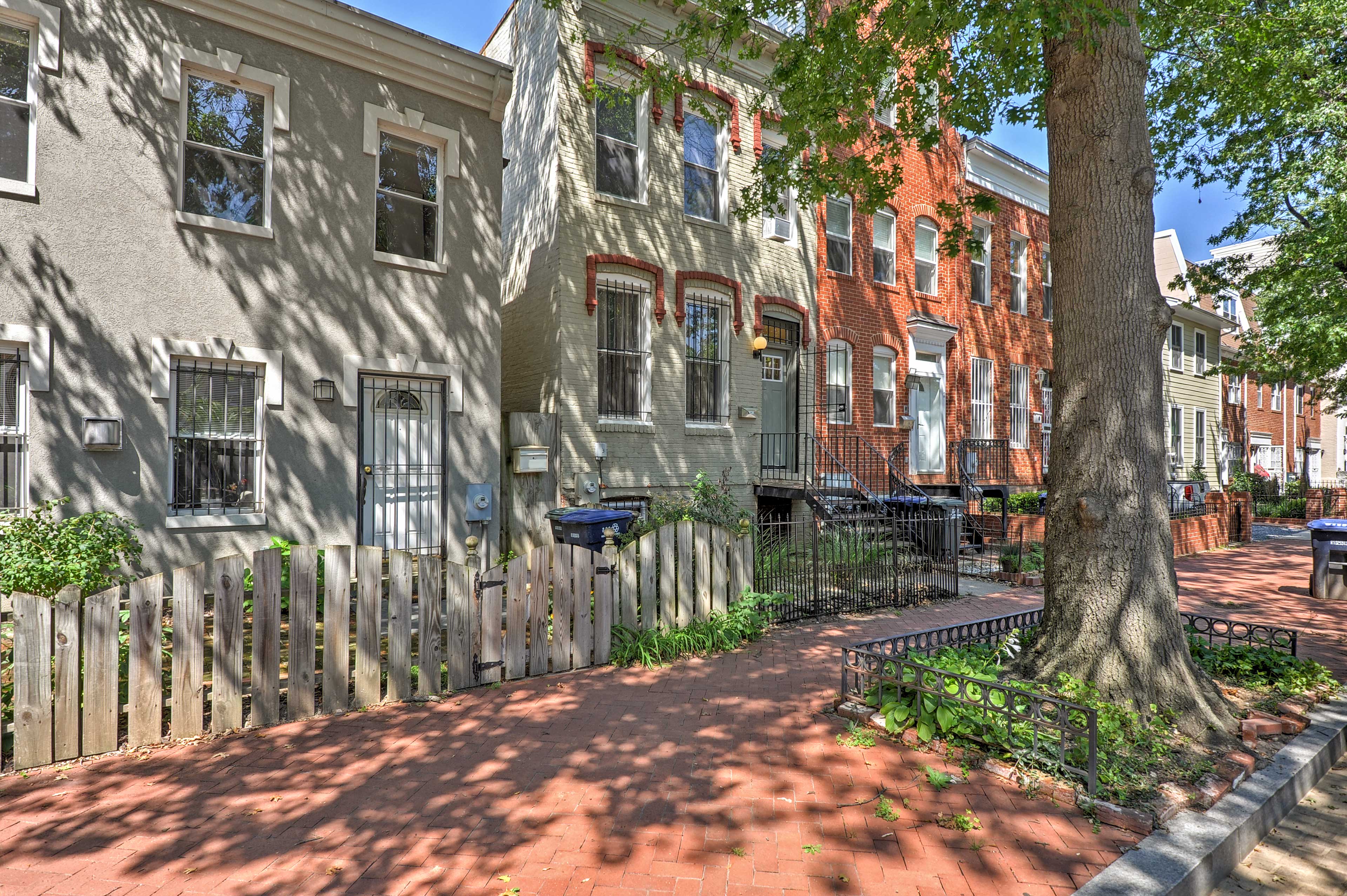 Washington D.C. Vacation Rental | 3BR | 2BA | 1,500 Sq Ft | Stairs Required