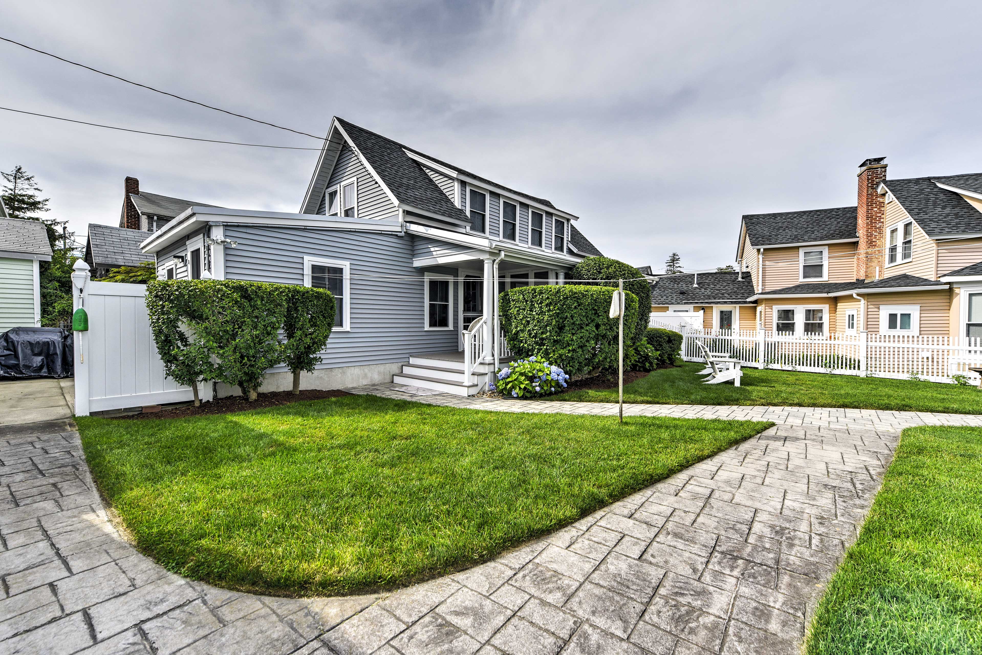 Feel the sea breeze from your front yard.