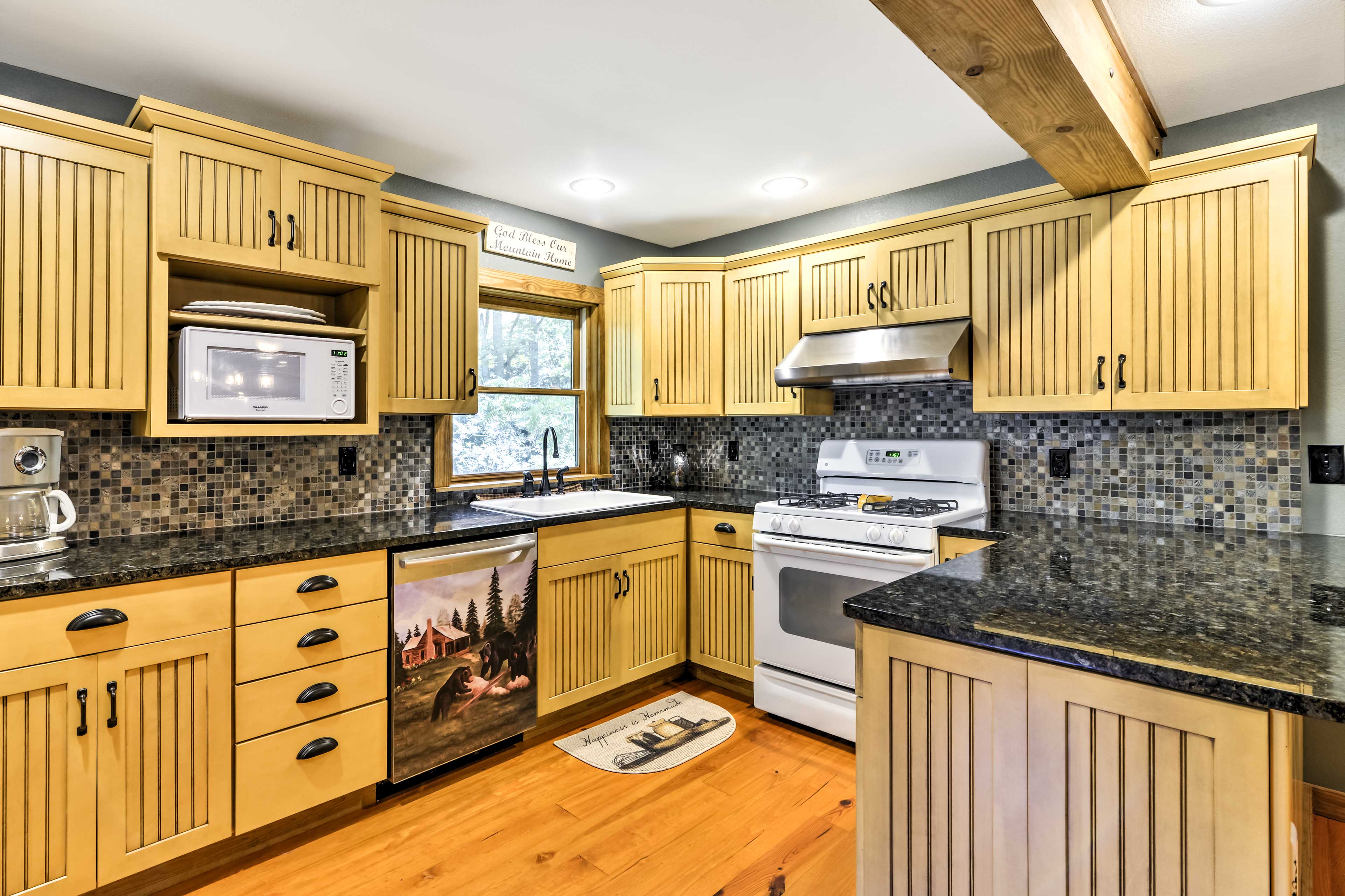 Kitchen | Granite Counters | Crockpot | Spices | Toaster